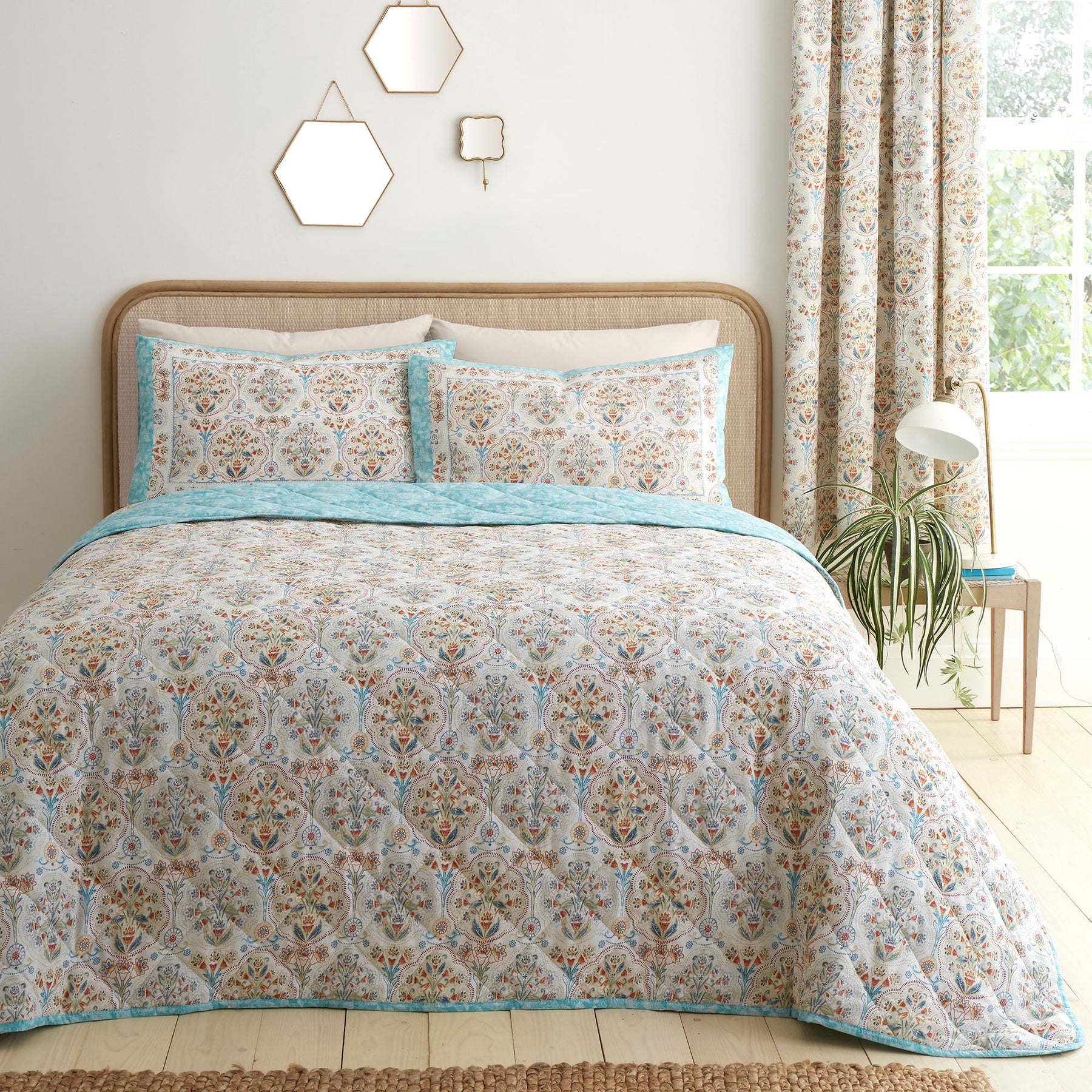 Dreams and Drapes Edena Decorative Floral Quilted 200cm x 230cm Bedspread Set Natural