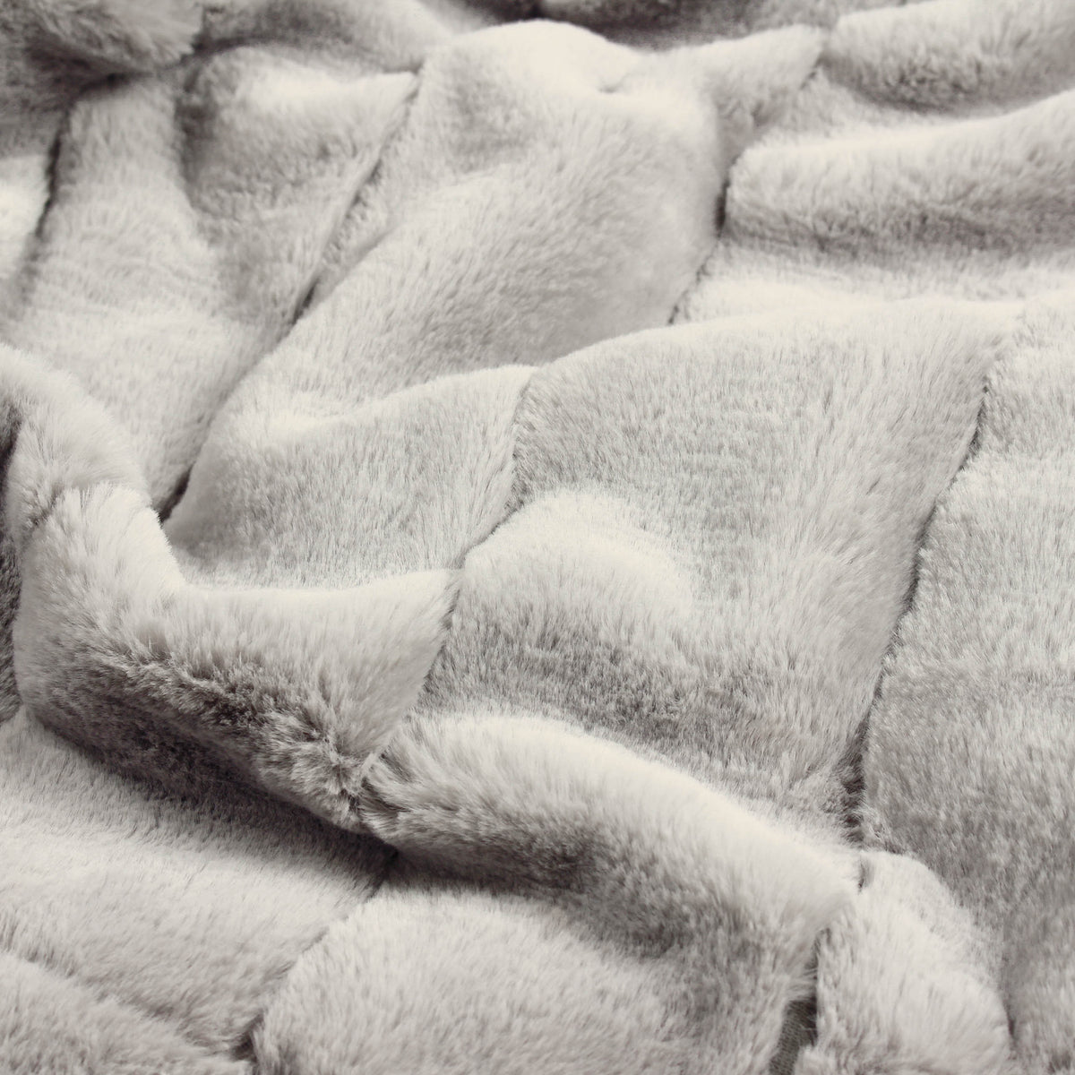 Paoletti Empress Faux Fur 140cm x 200cm Throw Grey