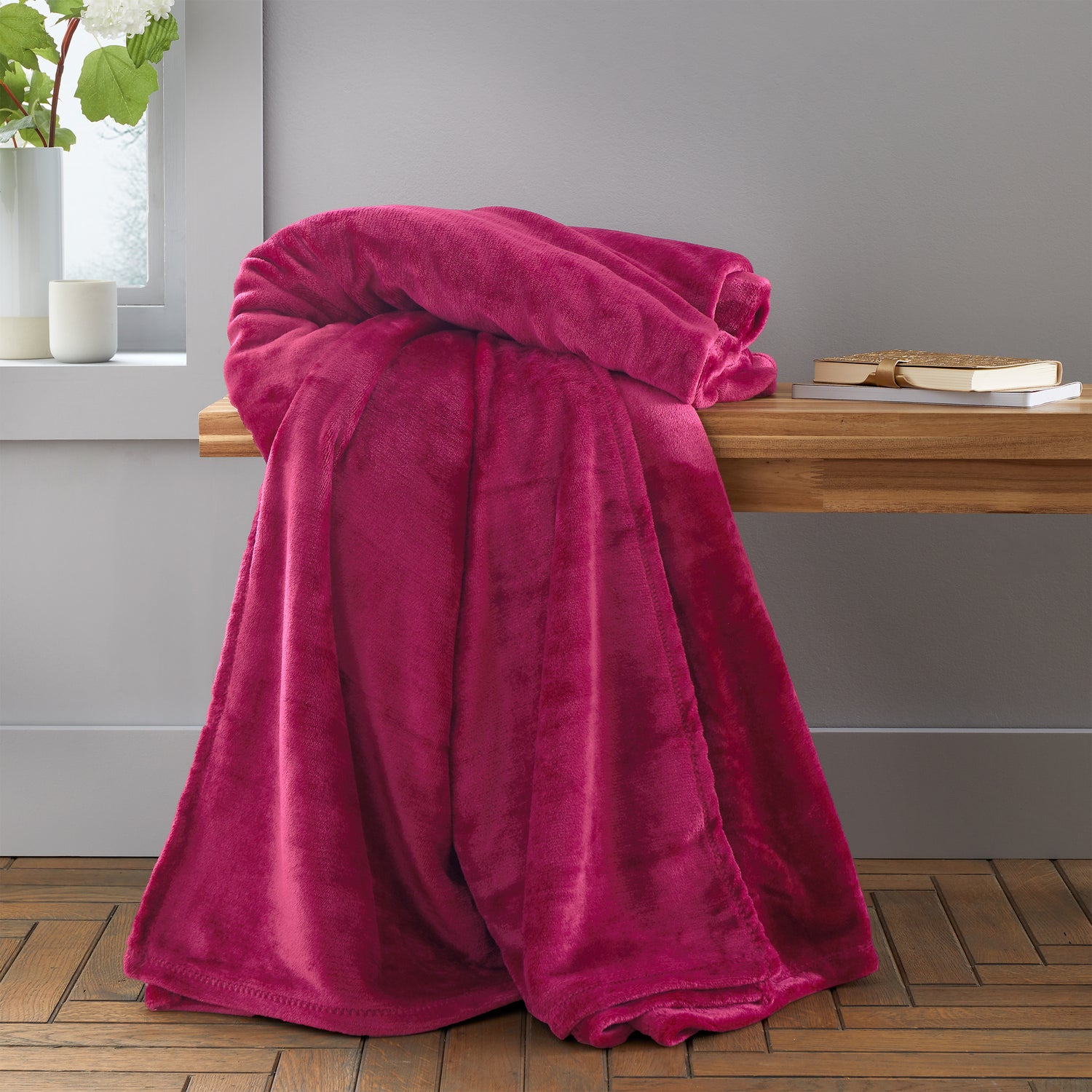 Catherine Lansfield Raschel Velvet Touch 200cm x 240cm Throw Hot Pink