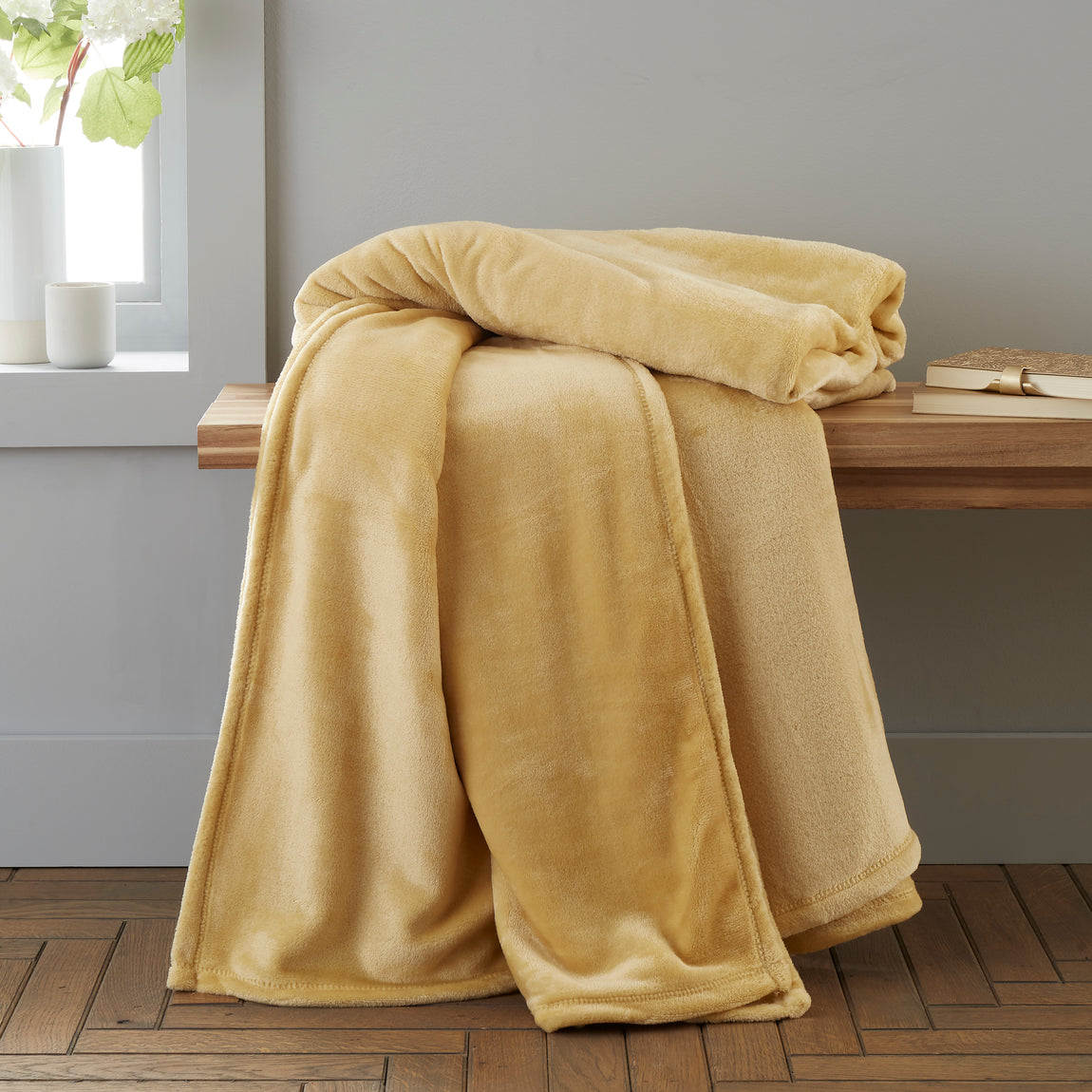 Catherine Lansfield Raschel Velvet Touch 200cm x 240cm Throw Ochre
