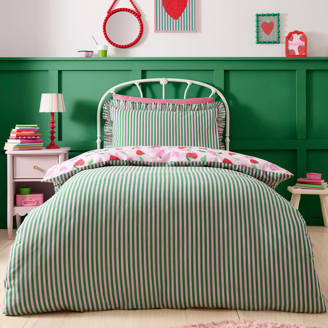 Bedlam Fun Strawberries Childrens Bedding Pink