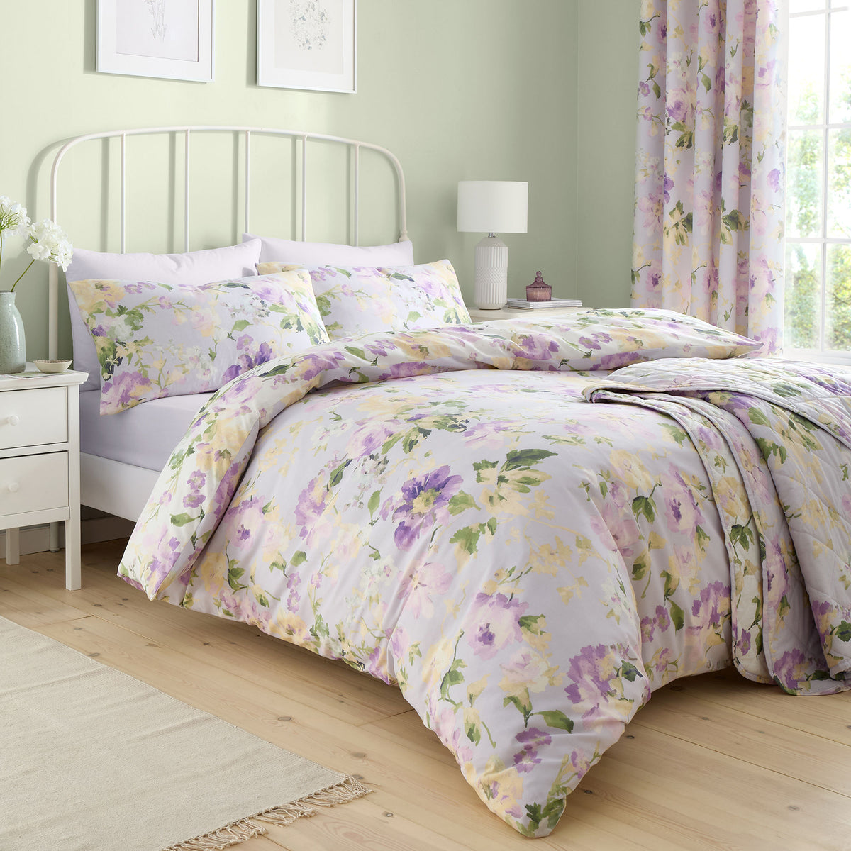 Dreams & Drapes Flourette Jacquard Floral Bedspread Set  Lilac