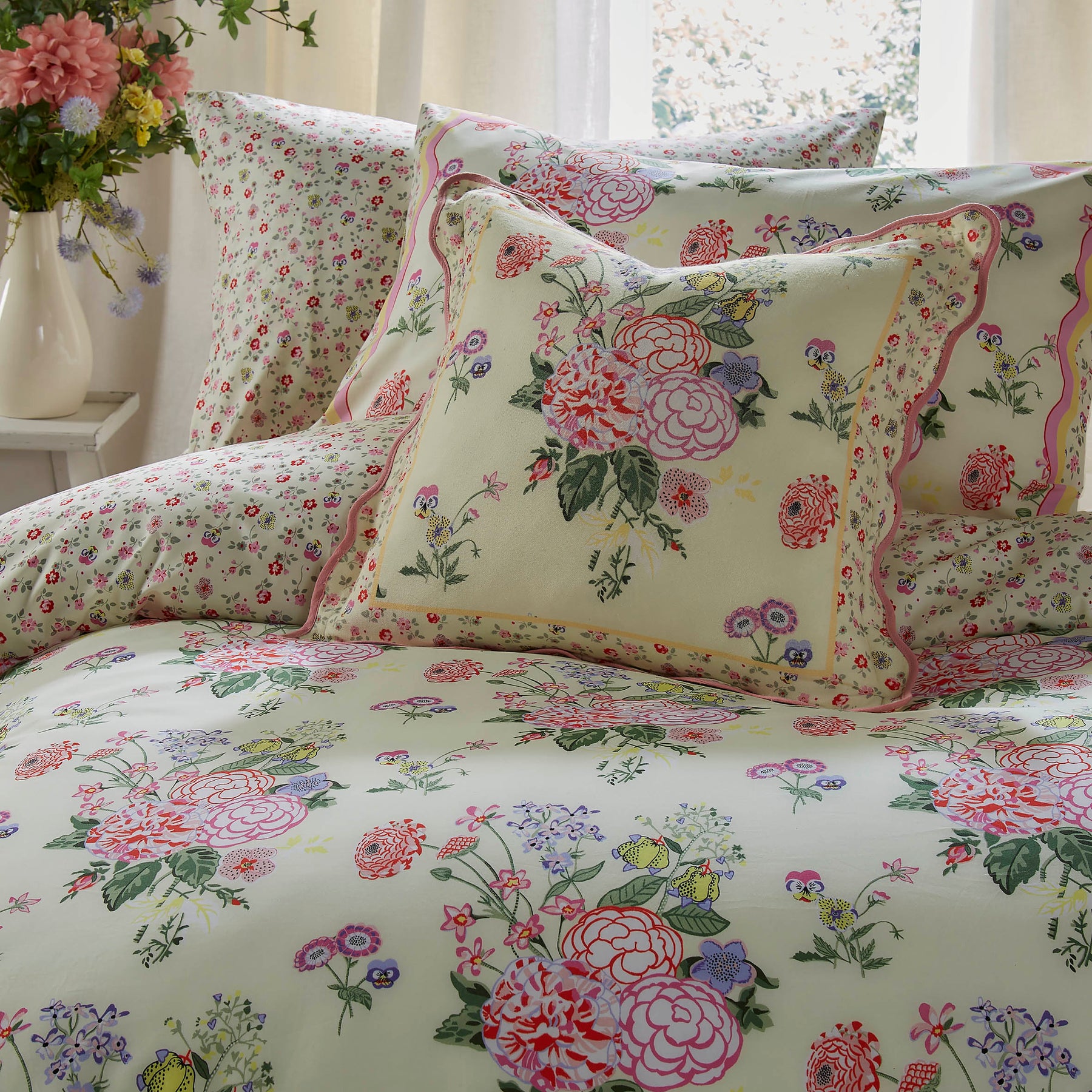 Terrys Fabrics - Winter Sale up to 90% Off 5 Cath Kidston Floral Fields Filled Cushion 45cm x 45cm Lemon