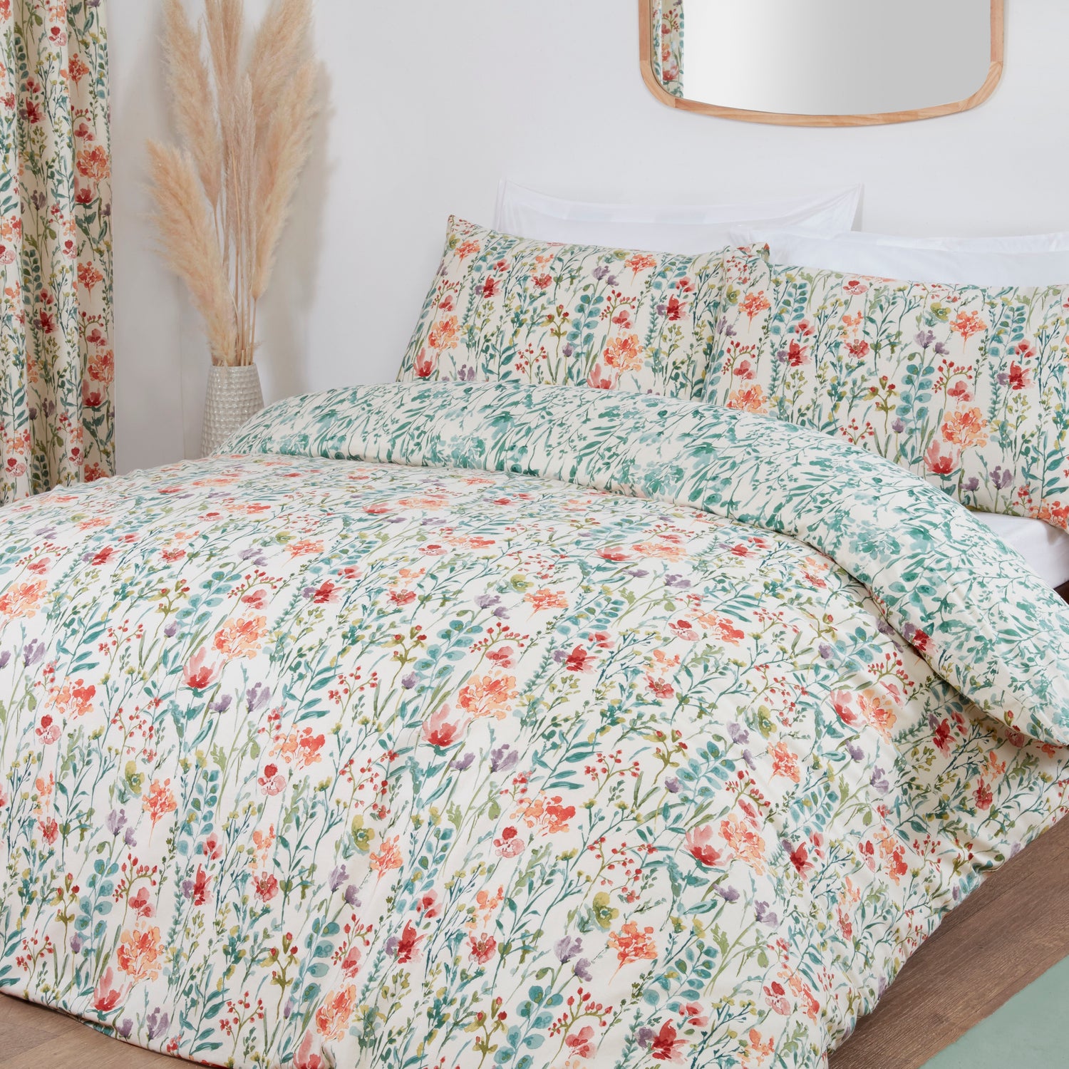 Sundour Amaryllis Duvet Cover Bedding Set Multi