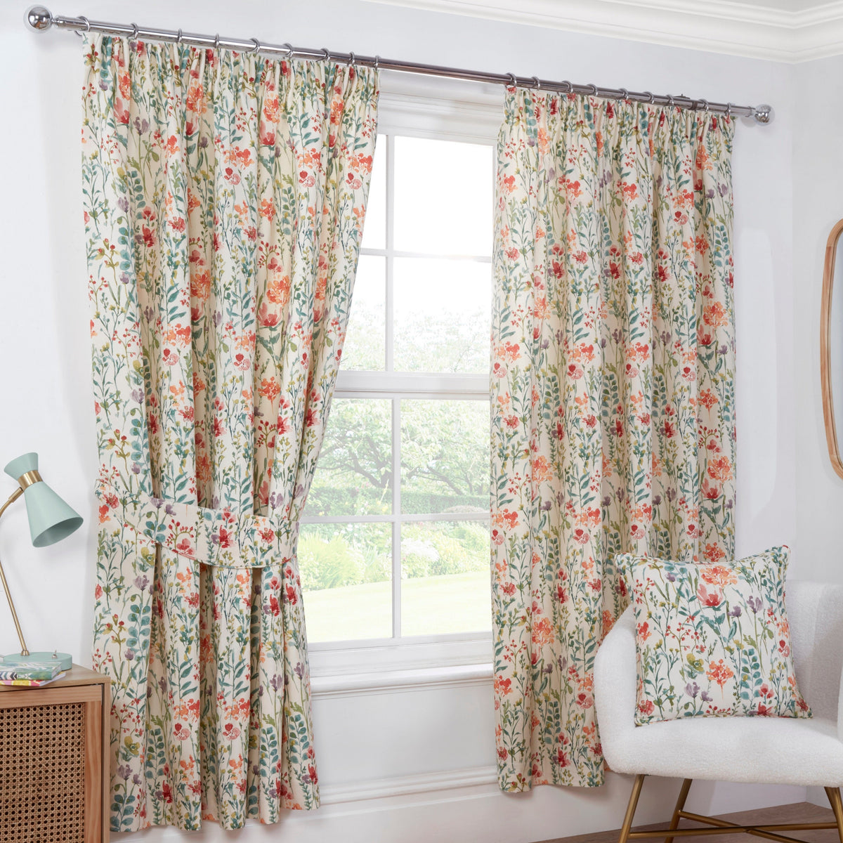 Sundour Amaryllis Tieback Multi
