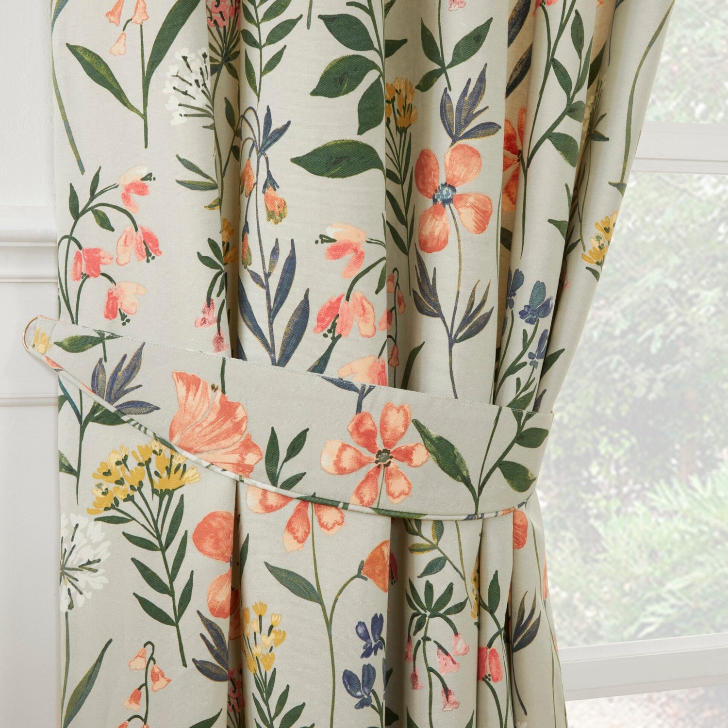 Sundour Meadow Tieback Multi