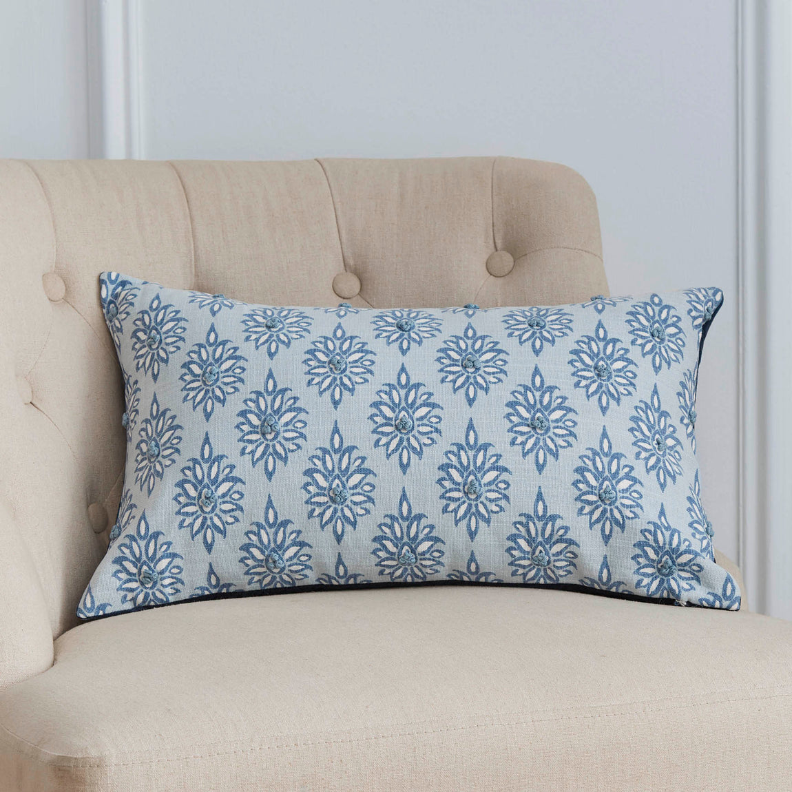 Laura Ashley Gower 30cm x 50cm Filled Boudoir Seaspray