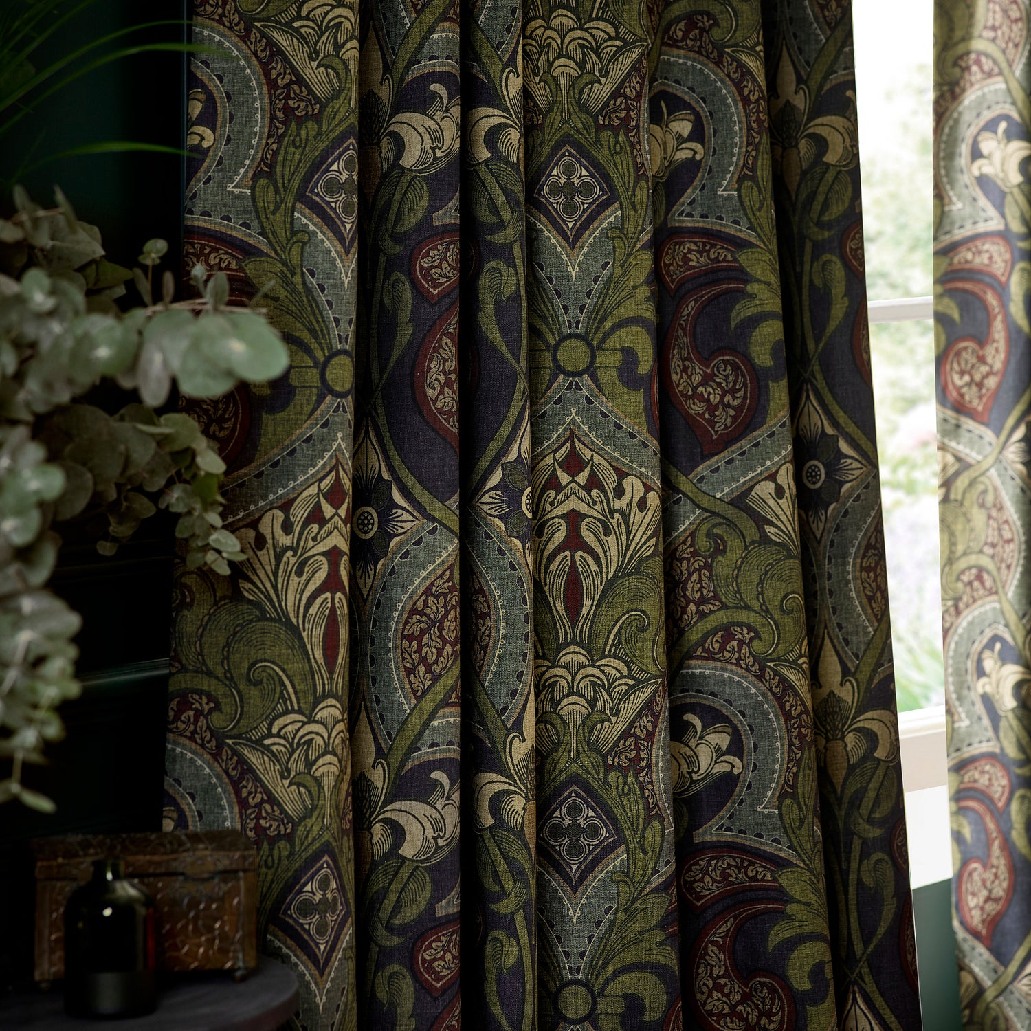 HOUSE Llewelyn-Bowen Gwendoline Printed Damask Made To Measure Roman Blind Wildnavy