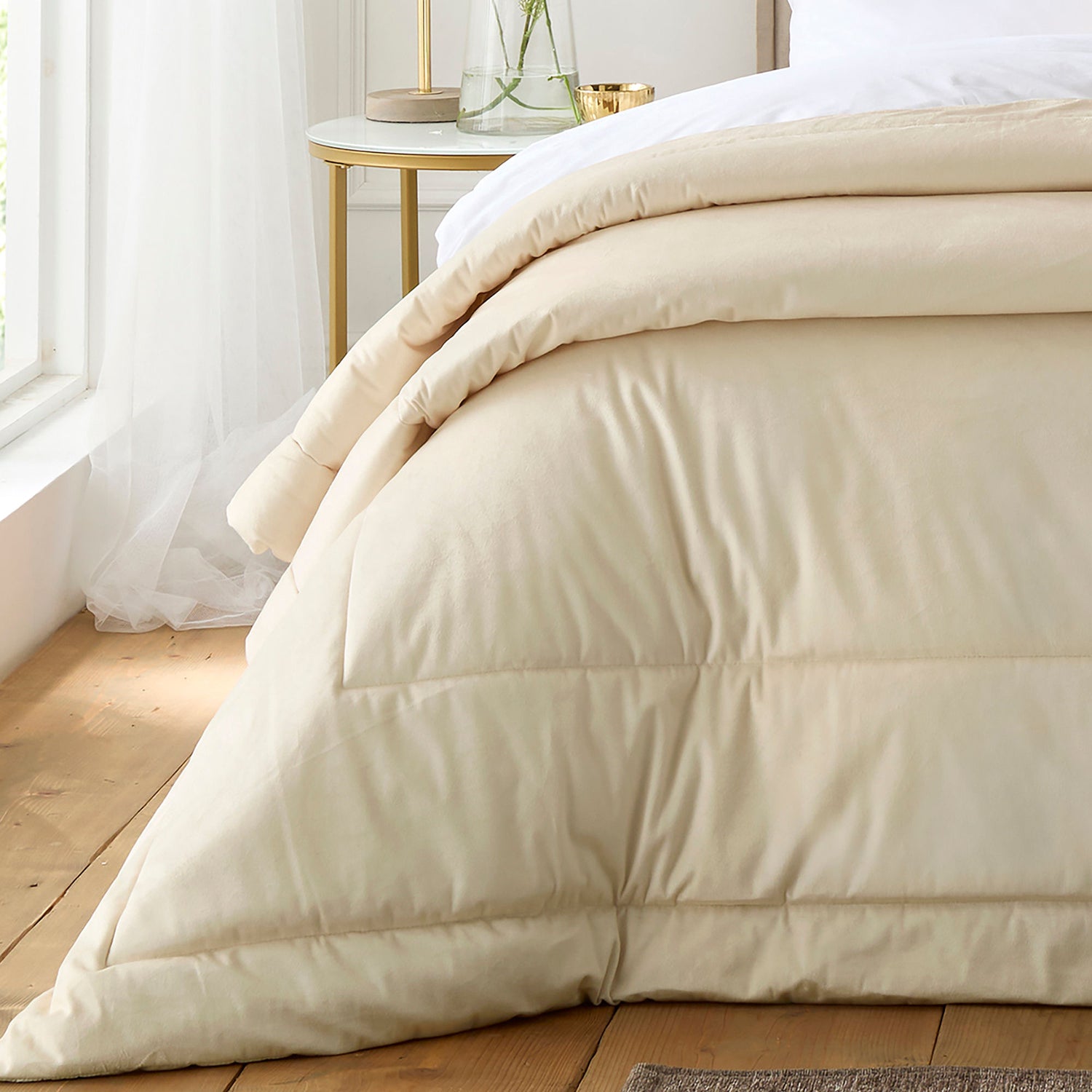 Appletree Harlan Velvet Touch 235cm x 235cm Bedspread Cream
