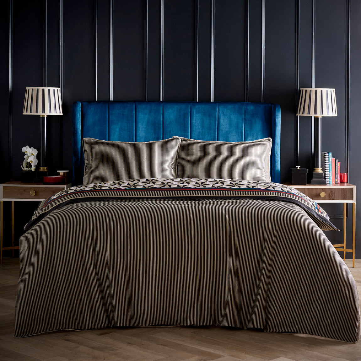 Laurence Llewelyn-Bowen Hero Duvet Cover Bedding Set Black