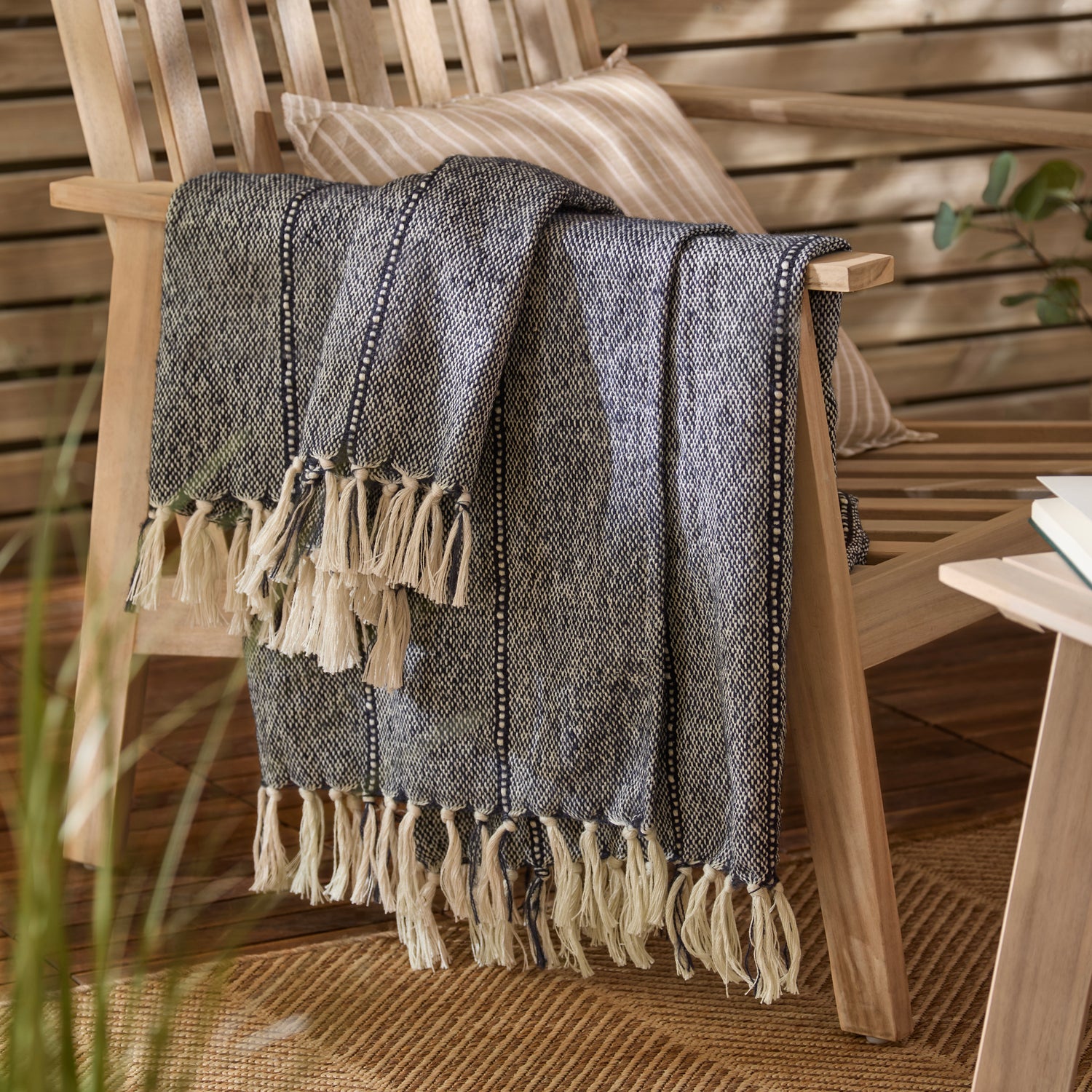 Yard Hedon Woven Outdoor Throw 130cm x 180cm Navy
