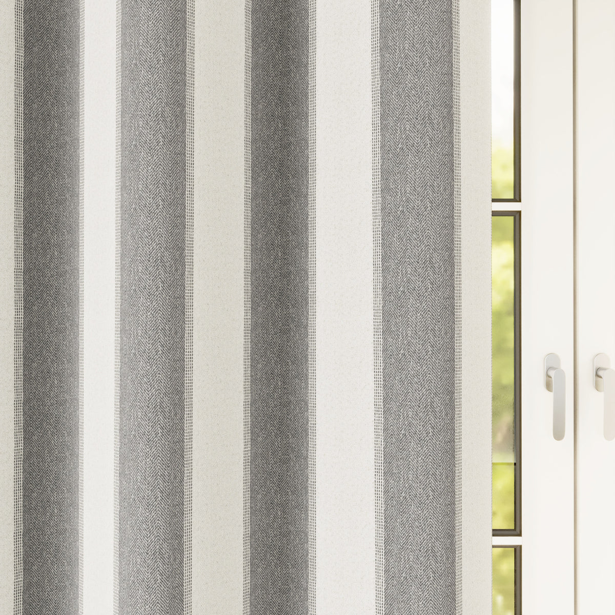 Henley Thermal Ready Made Eyelet Blackout Curtains Grey