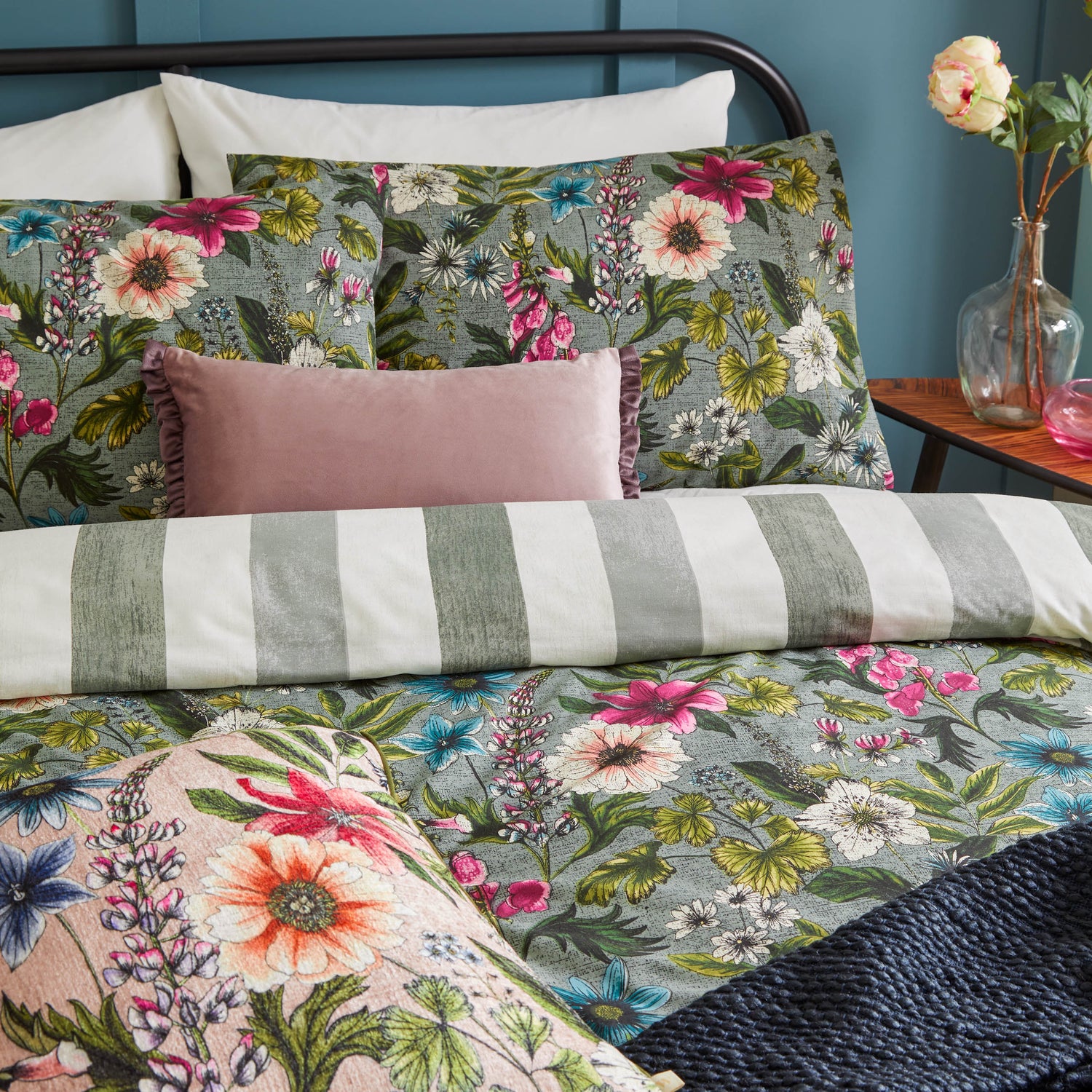 Hidcote Manor Botanical Duvet Cover Bedding Set Petrol