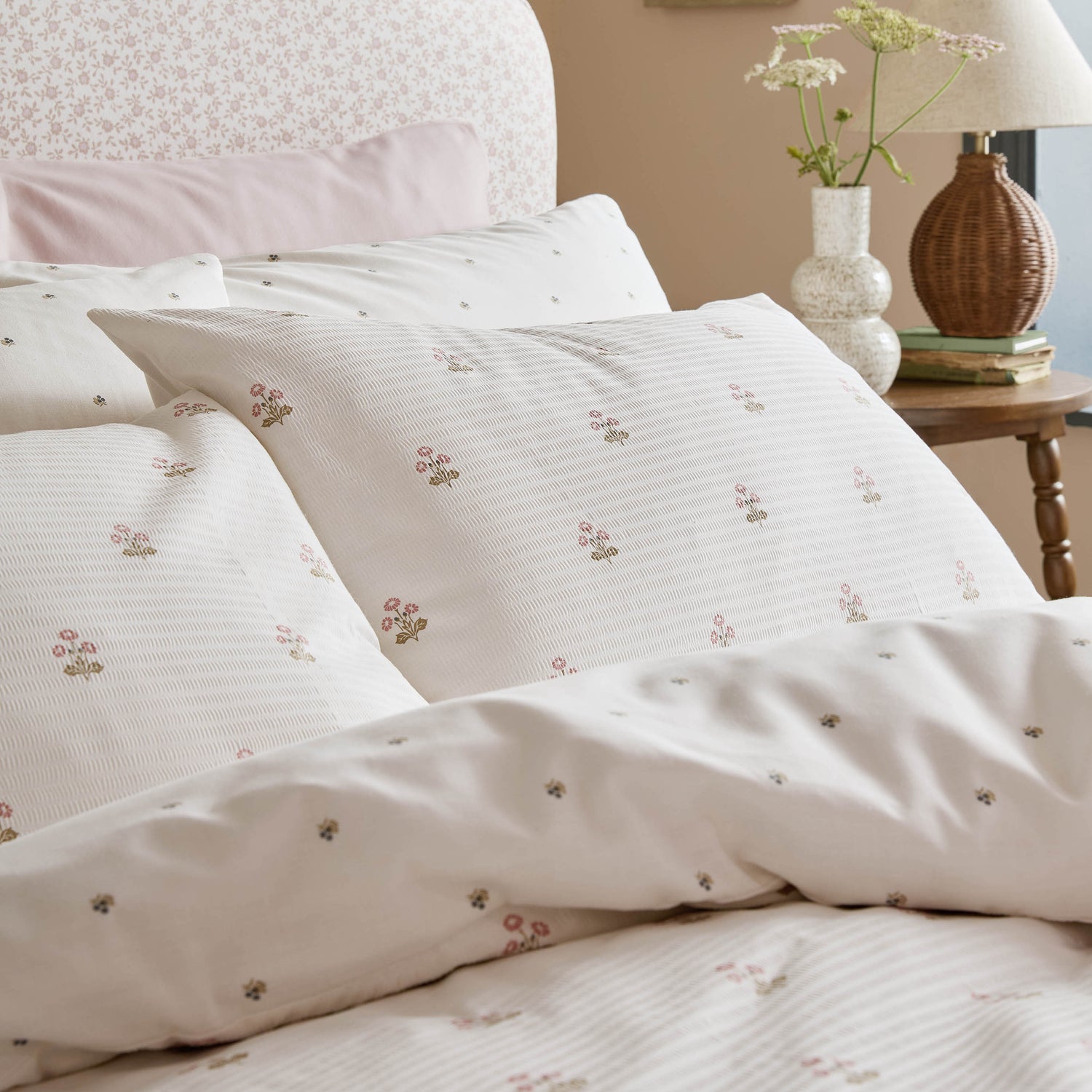 Laura Ashley Harthill Daisy Duvet Cover Bedding Set Raspberry Pink