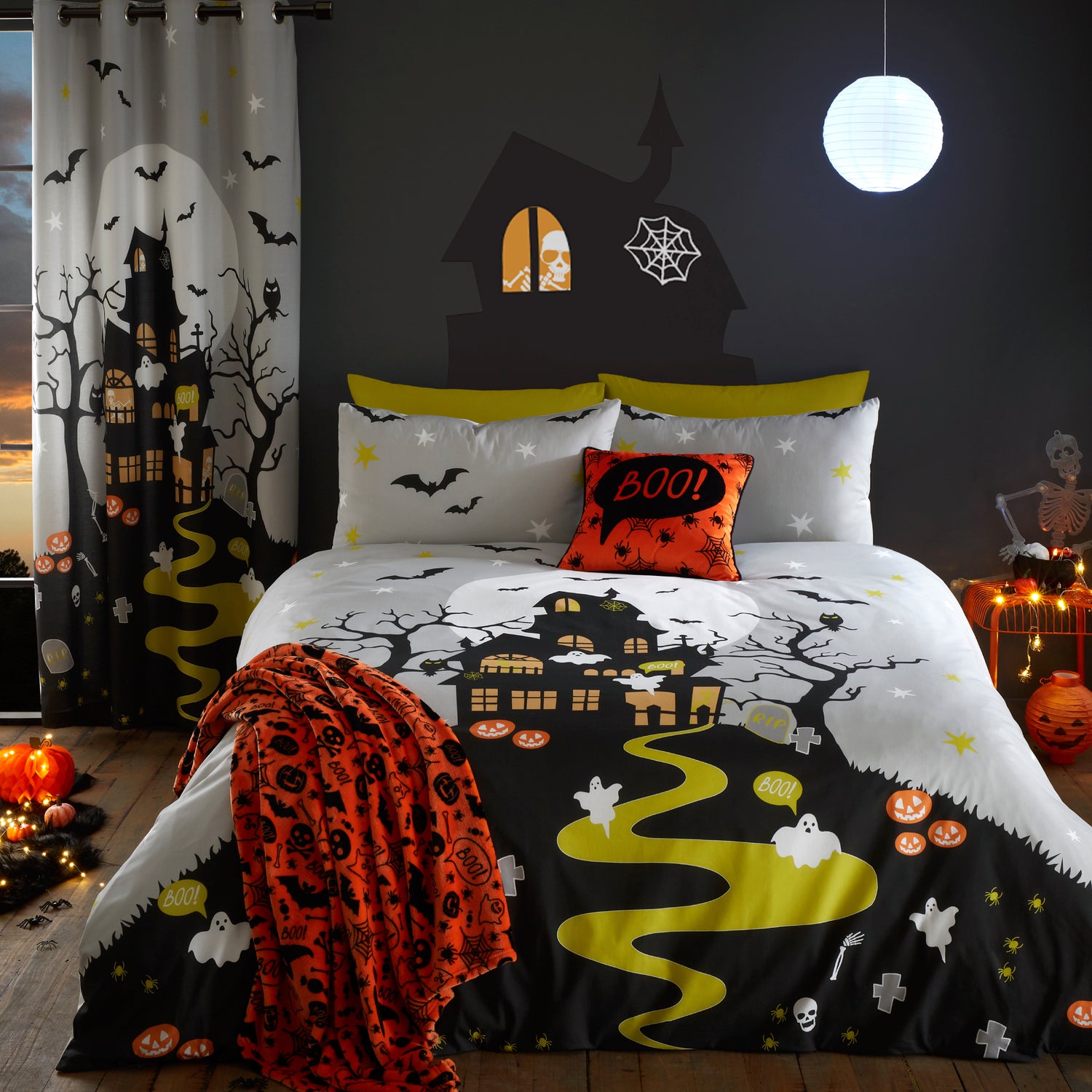 Halloween Haunted House Duvet Cover Bedding Set Grey