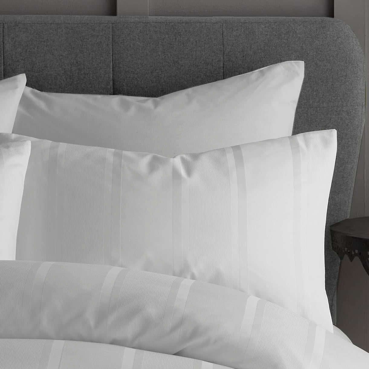 Luxe and Wilde Henry Duvet Cover Bedding Set White