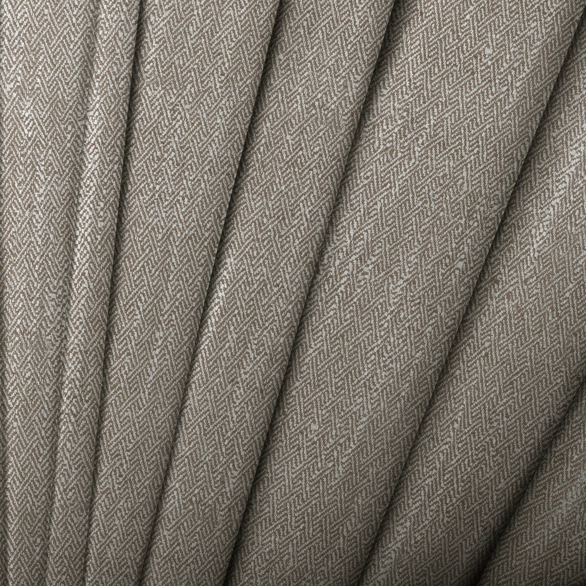 Voyage Maison Jedburgh Fabric Nut