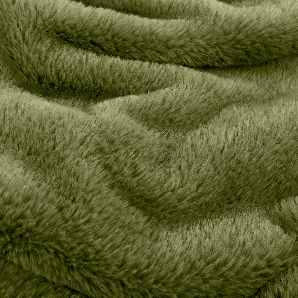 Kallu Double-Sided Faux-Fur 150cm x 200cm Throw Olive