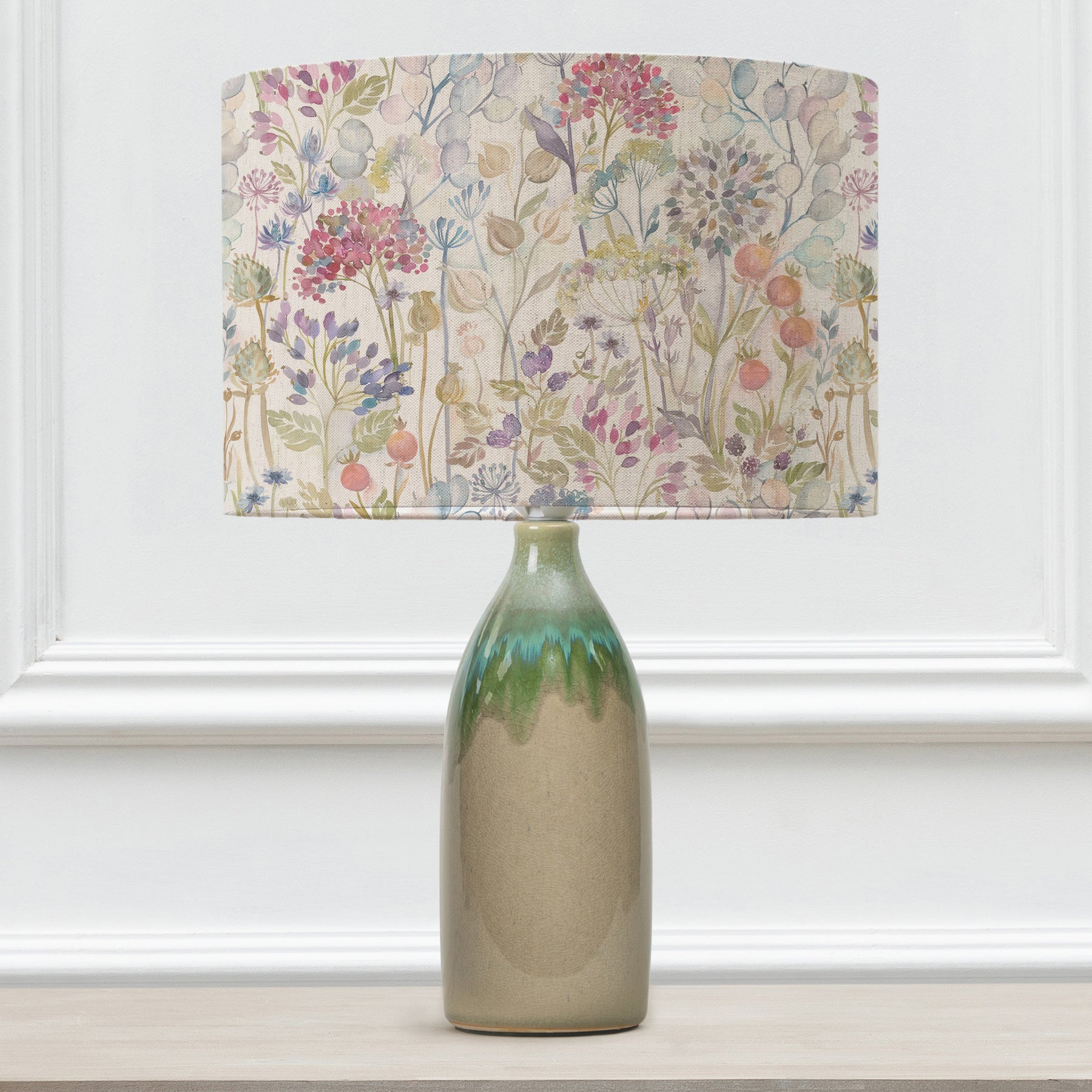 Voyage Maison Narvi Hedgerow Eva Table Lamp Jade Linen