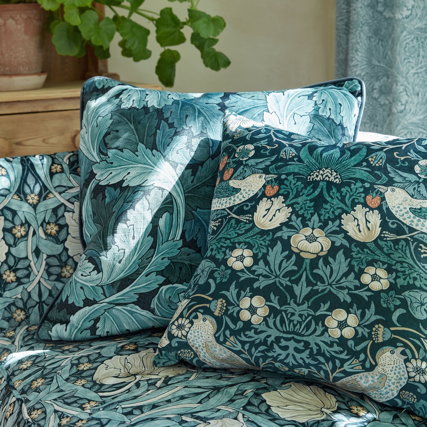 William Morris At Home Acanthus Velvet Fabric Indigo