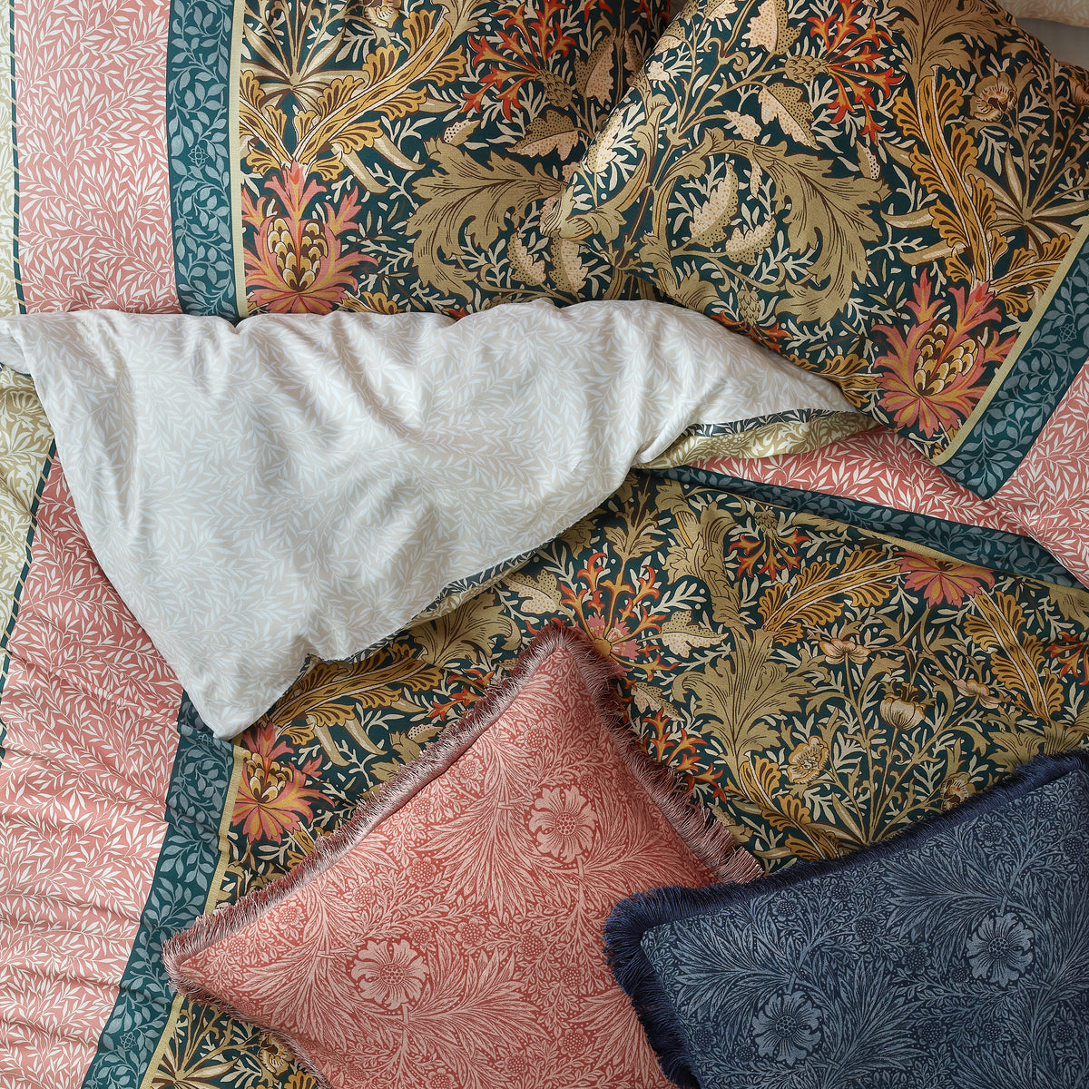 William Morris At Home Kelmscott Duvet Cover Bedding Set Navy Rose