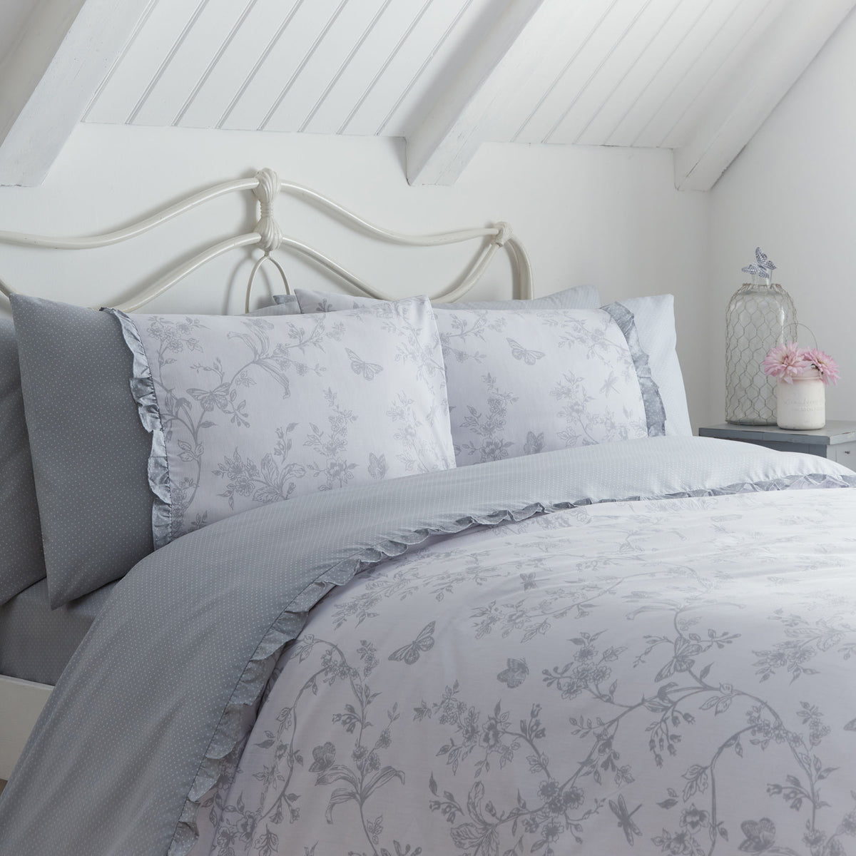 Dreams & Drapes Kristen Duvet Cover Bedding Set Grey