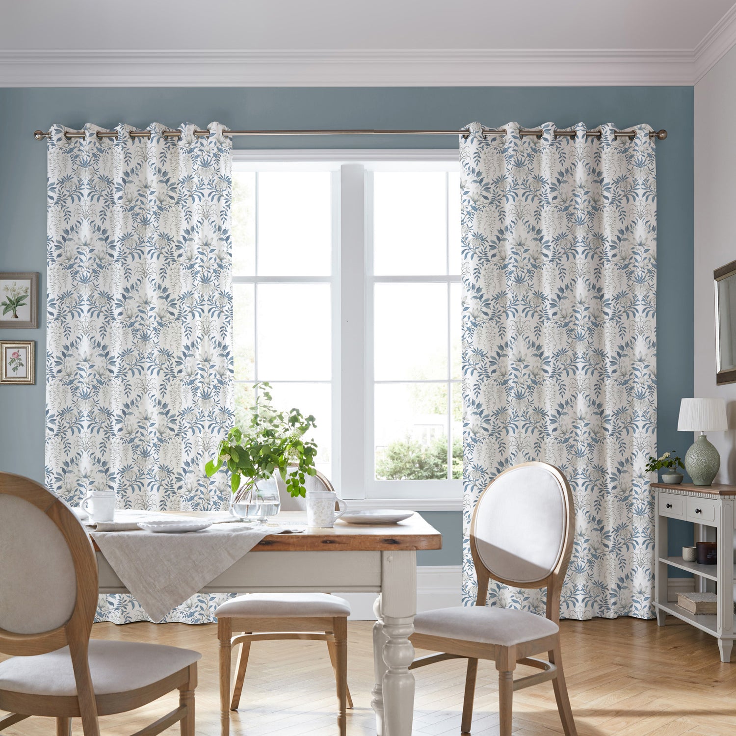 Laura Ashley Parterre Made To Measure Roman Blind Off White Seaspray