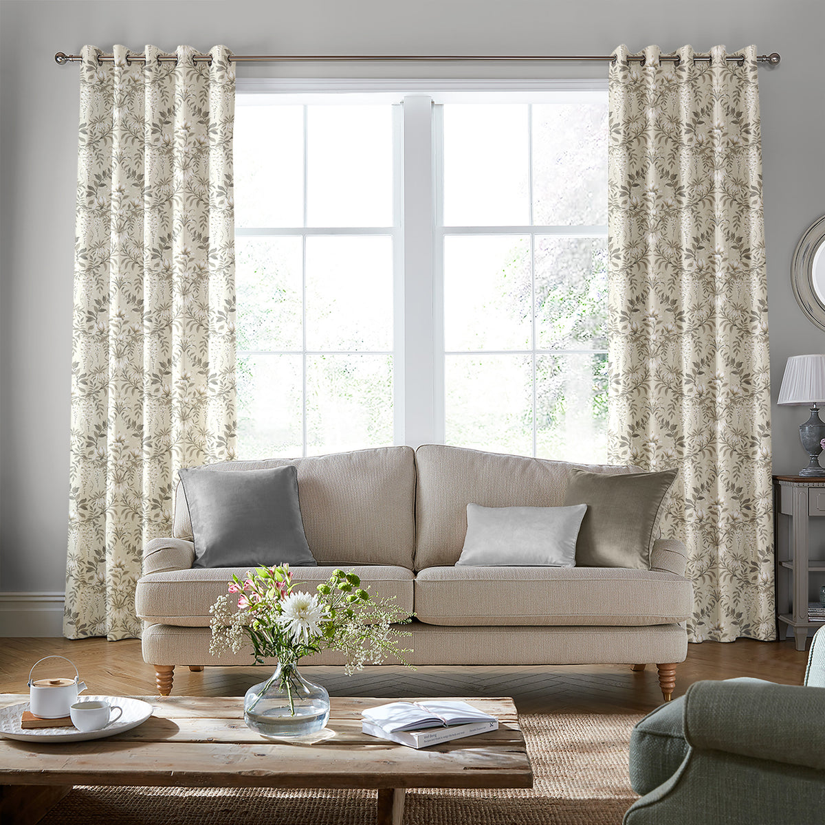 Laura Ashley Parterre Made To Measure Roman Blind Natural