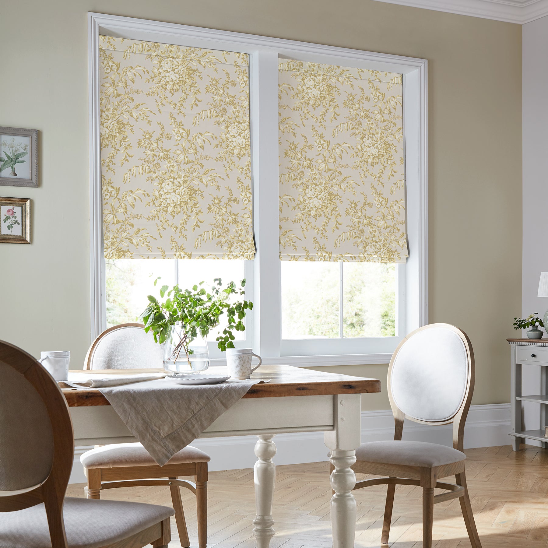 Laura Ashley Picardie Made to Measure Roman Blind Gold