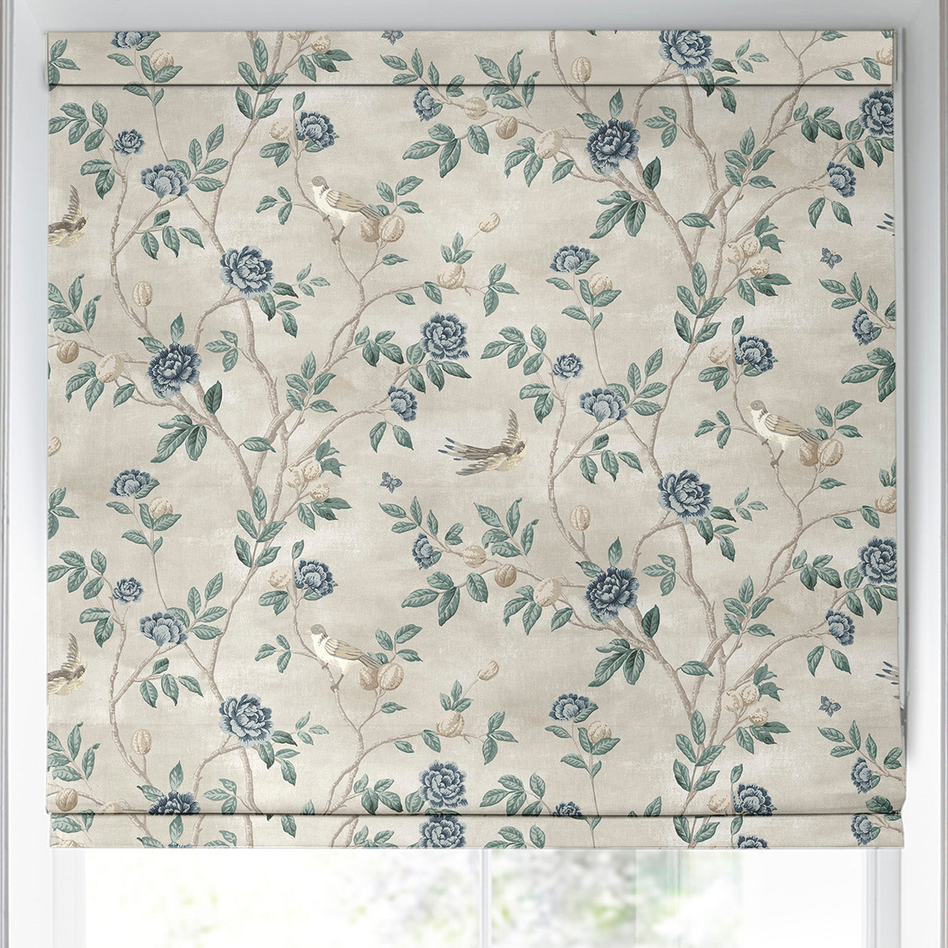 Laura Ashley Eglantine Made to Measure Roman Blind Seaspray