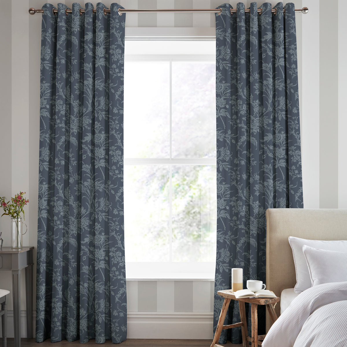 Laura Ashley Lloyd Made to Measure Curtain Midnight Navy