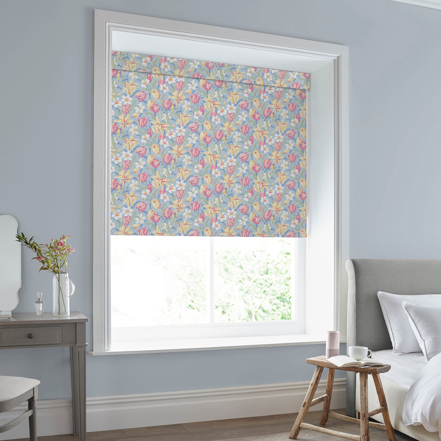 Laura Ashley Tulips Translucent Made to Measure Roller Blind China Blue