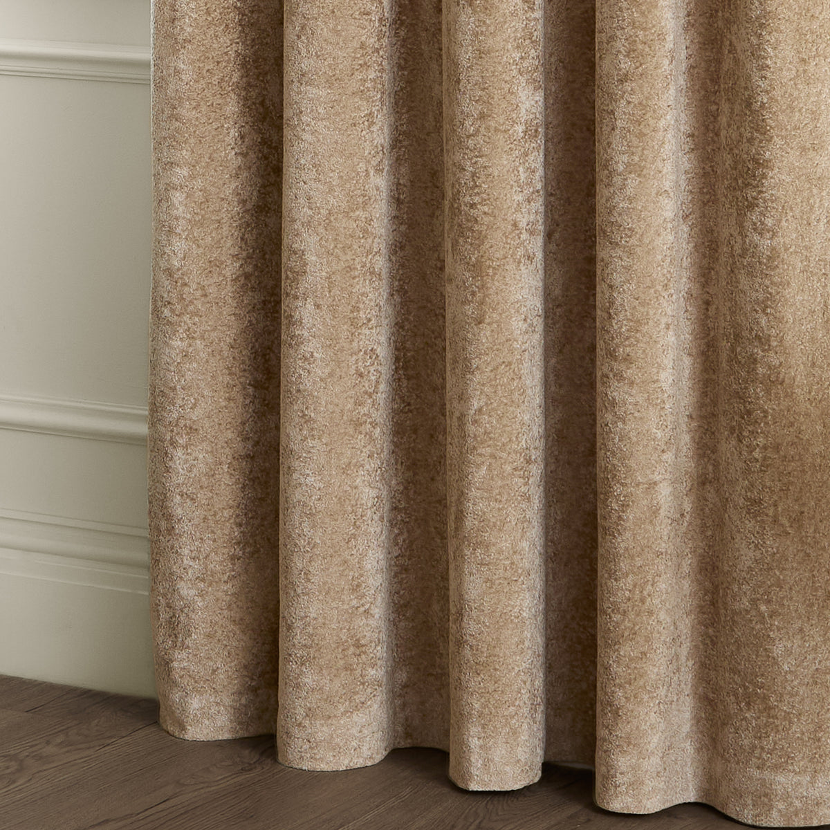 Paoletti Lustre Velvet Ready Made Eyelet Curtains Champagne