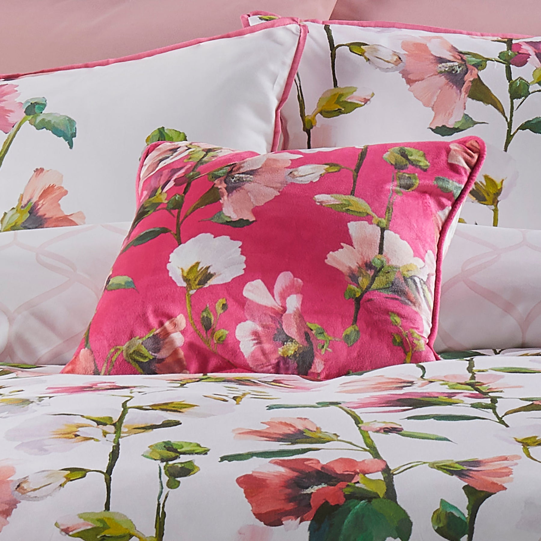 Soiree Layla Filled Cushion 43cm x 43cm Pink