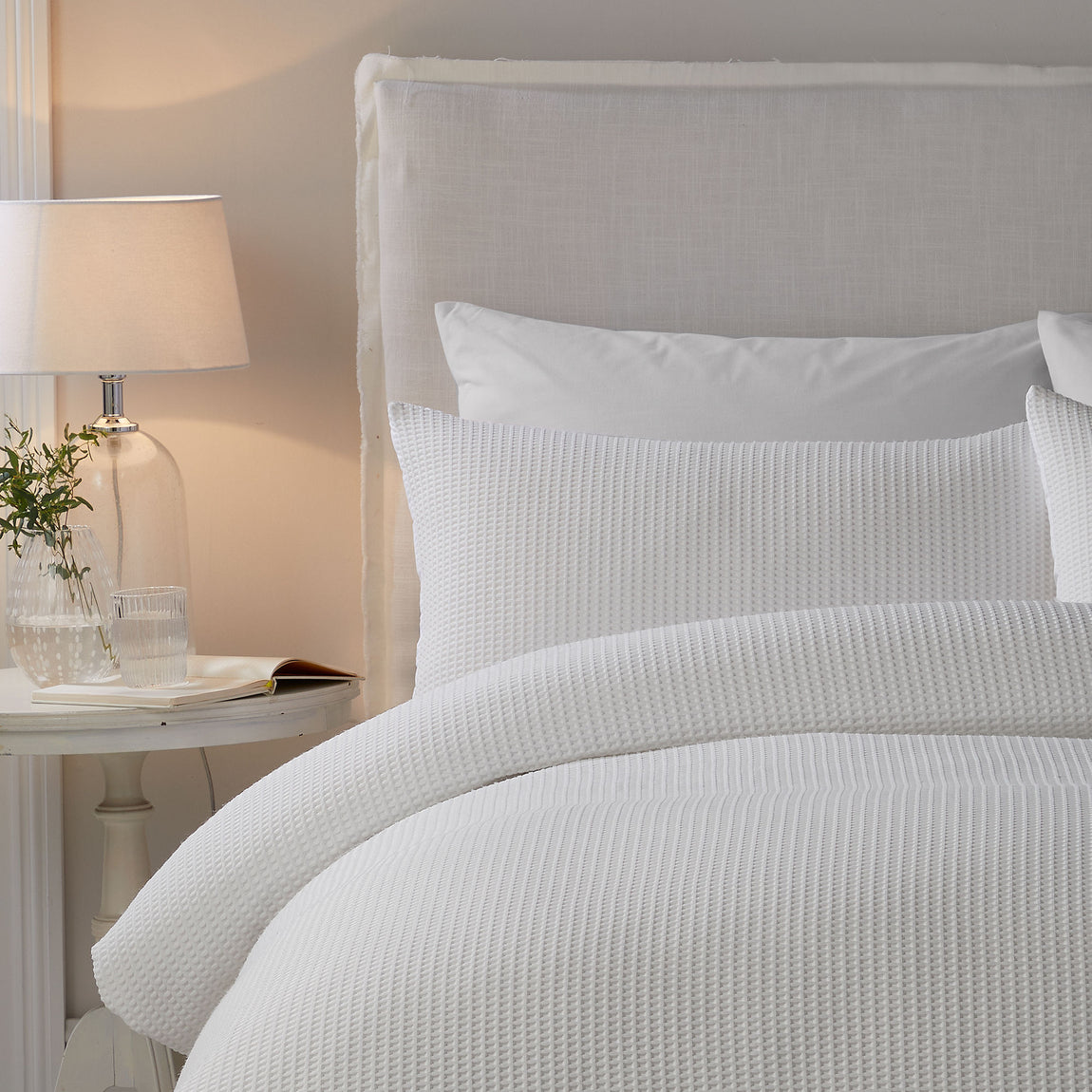 Serene Lindly Duvet Cover Bedding Set White