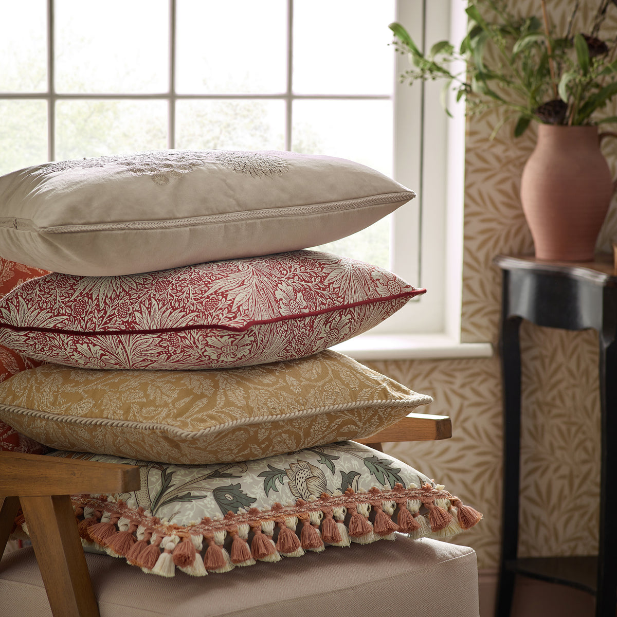 Morris & Co. Marigold Piped Jacquard 50cm x 50cm Filled Cushion Russet