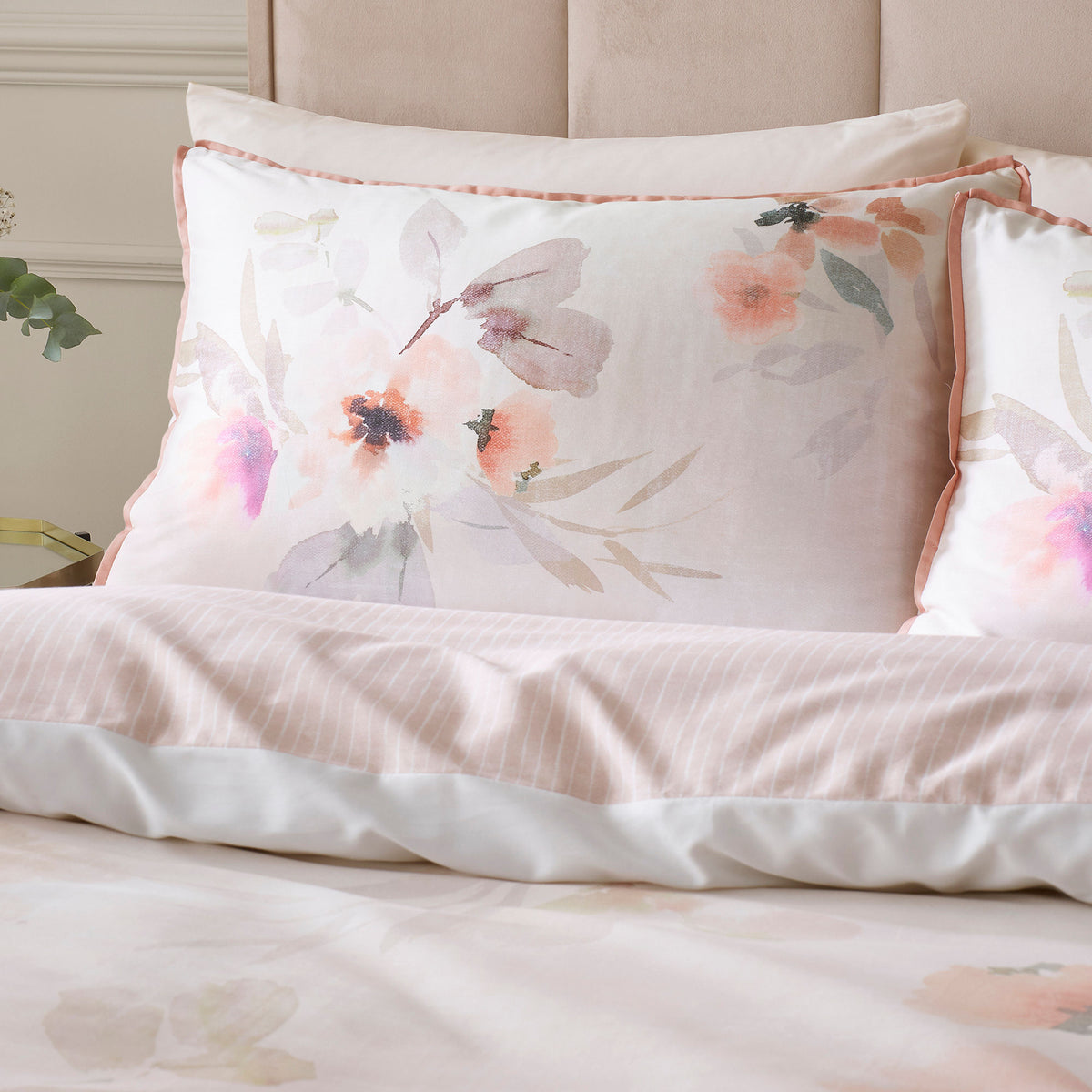 Soiree Mia Floral Blooms Duvet Cover Bedding Set Natural