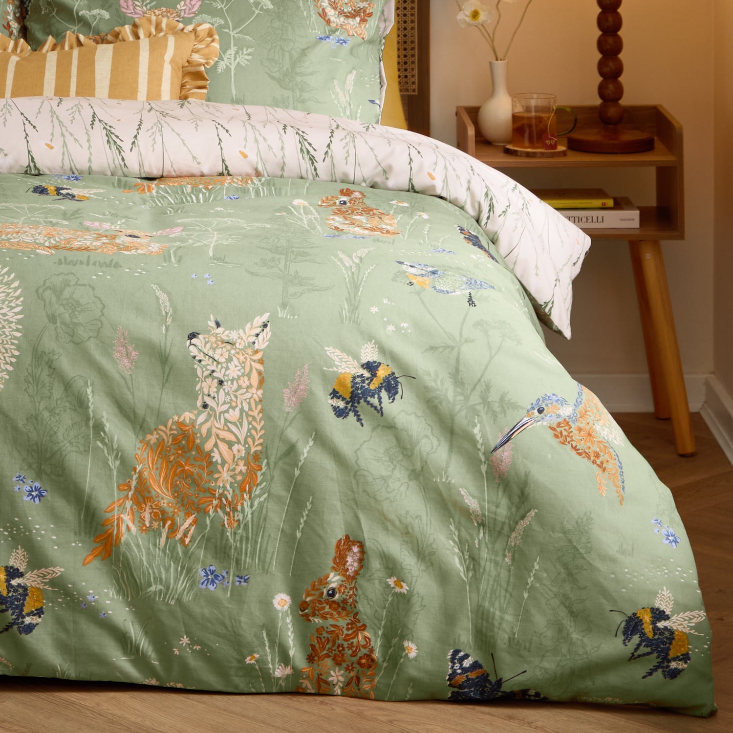 Meadow Flora Printed Duvet Cover Bedding Set Green