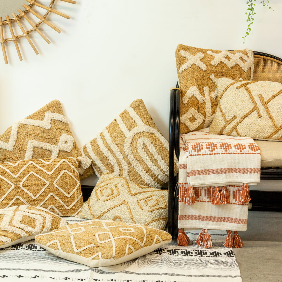 furn. Mynu Braided Jute 30cm x 50cm Filled Boudoir Natural