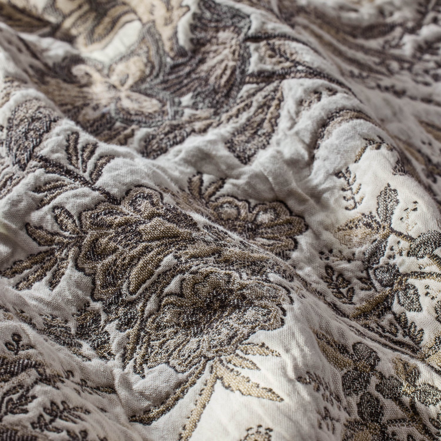 Laura Ashley Marlbrook Jacquard 120cm x 170cm Throw Truffle