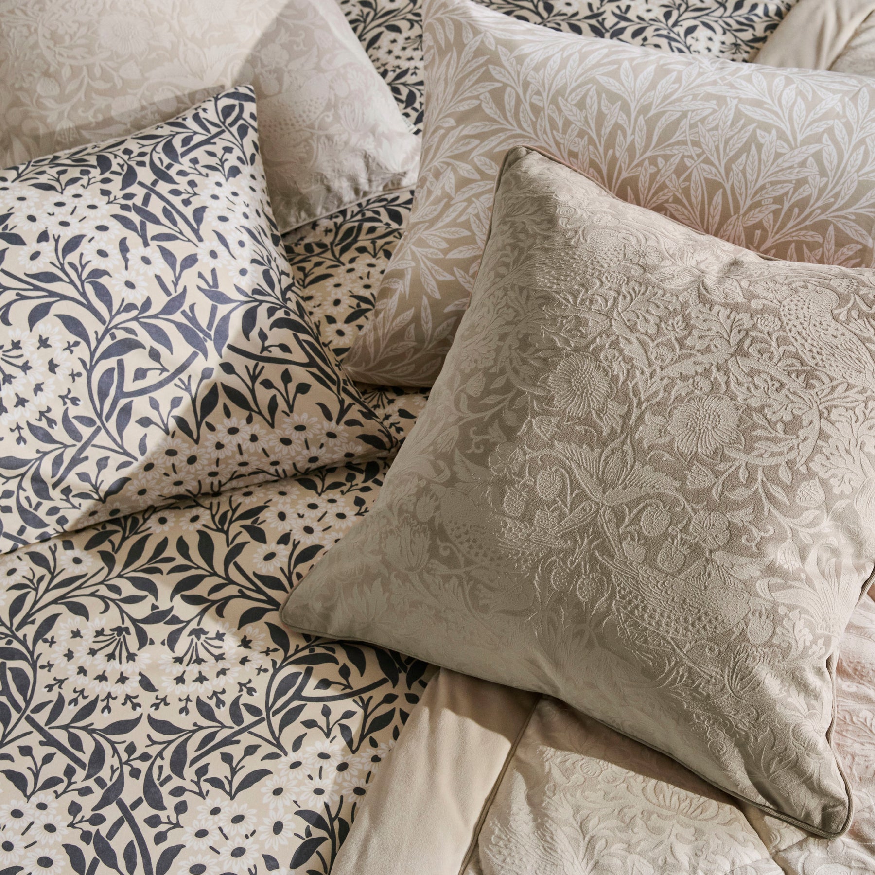 William Morris At Home Michaelmas Daisy Duvet Cover Bedding Set Linen