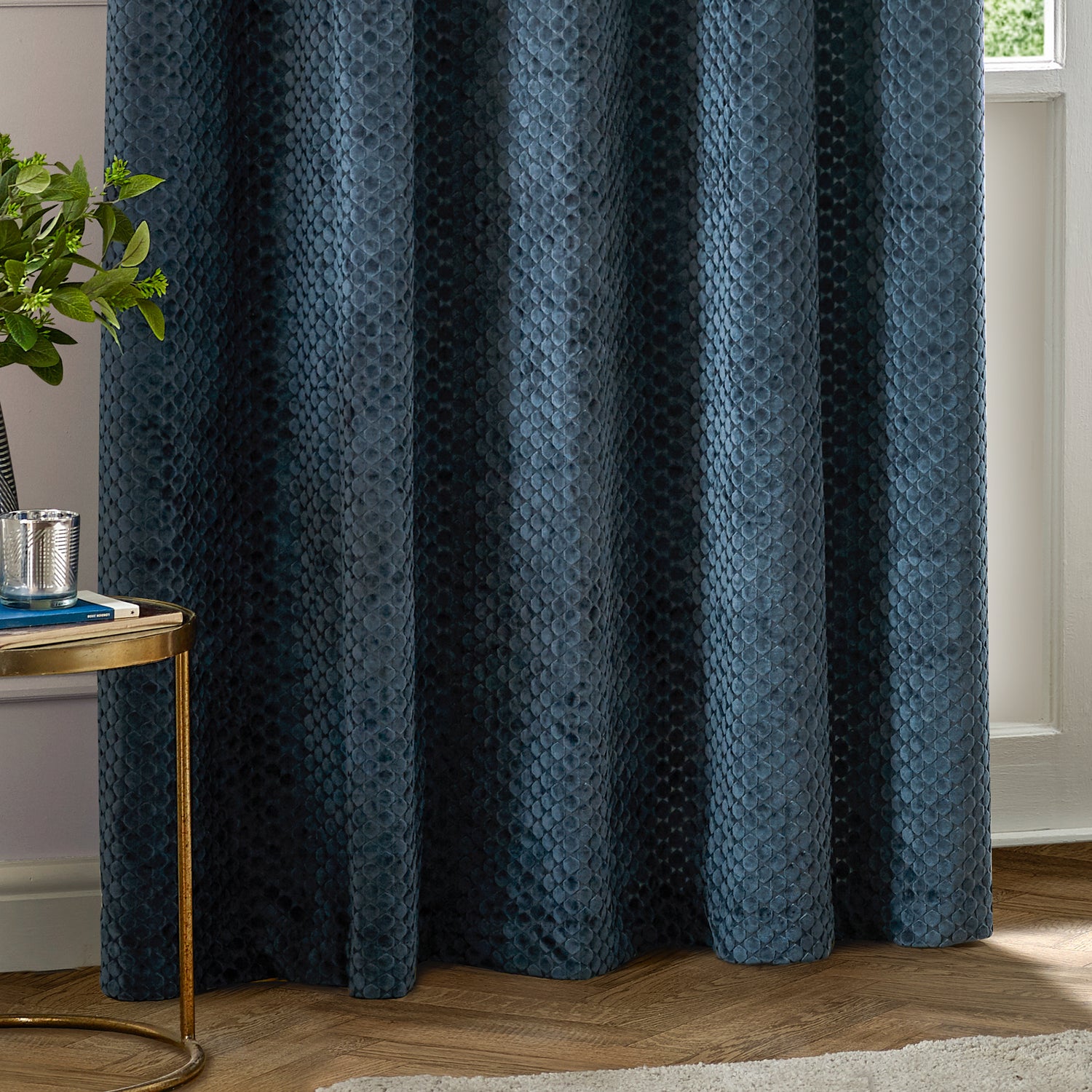 Paoletti Neptune Velvet Ready Made Eyelet Blockout Curtains Navy