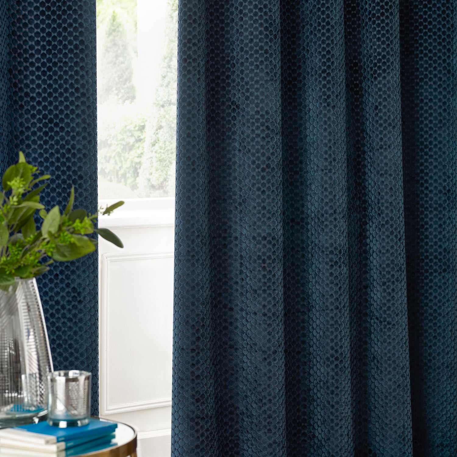 Paoletti Neptune Velvet Ready Made Eyelet Blockout Curtains Navy