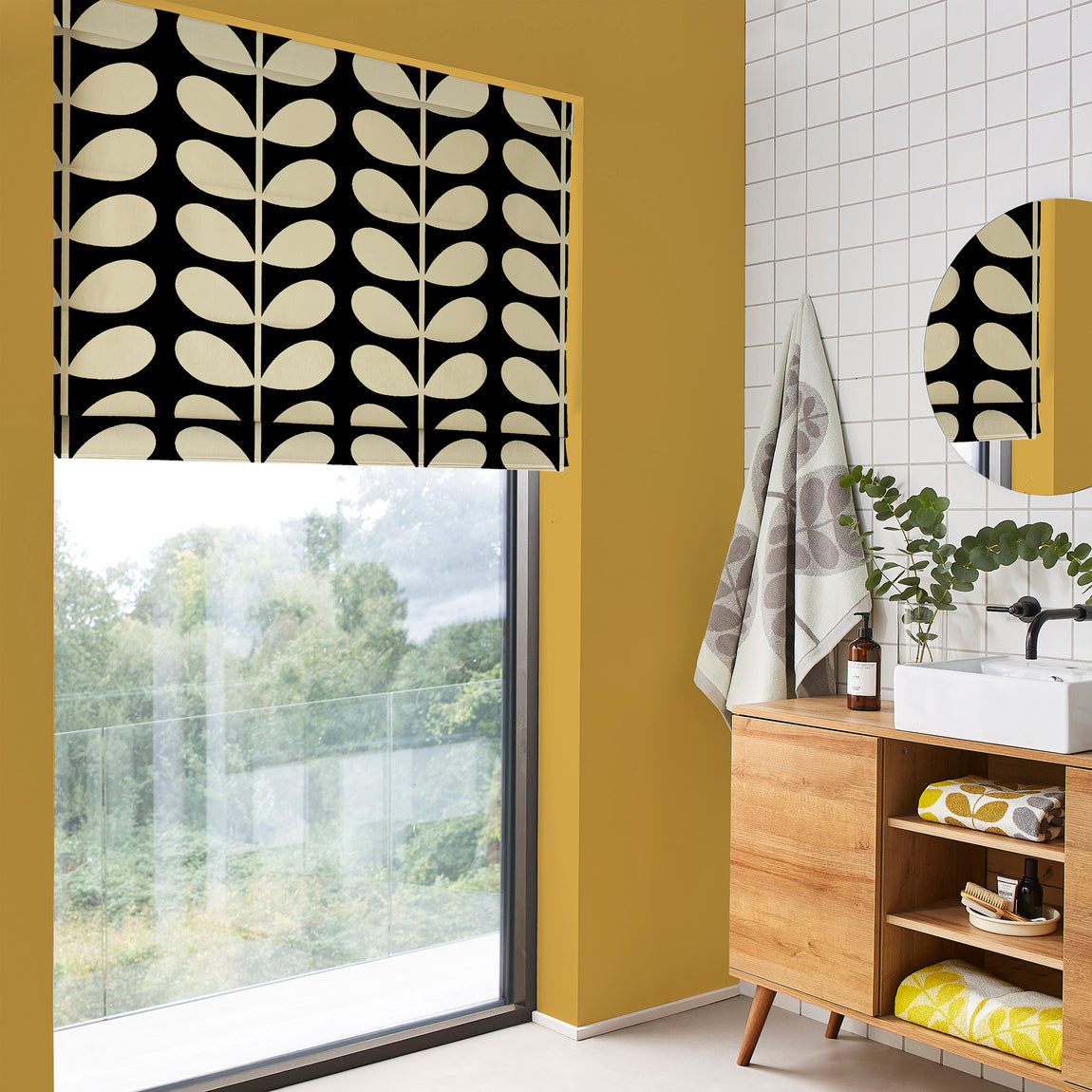 Orla Kiely Jumbo Solid Stem Made to Measure Roman Blind Black