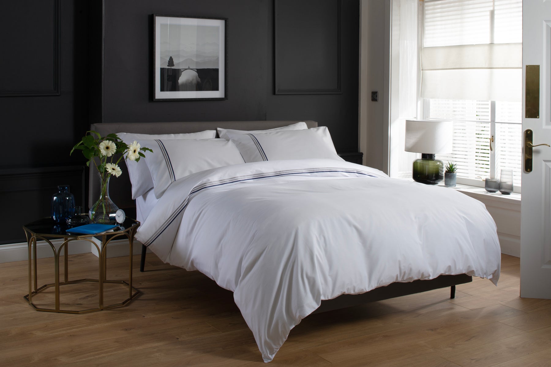 One and Only Bedding Set White Black