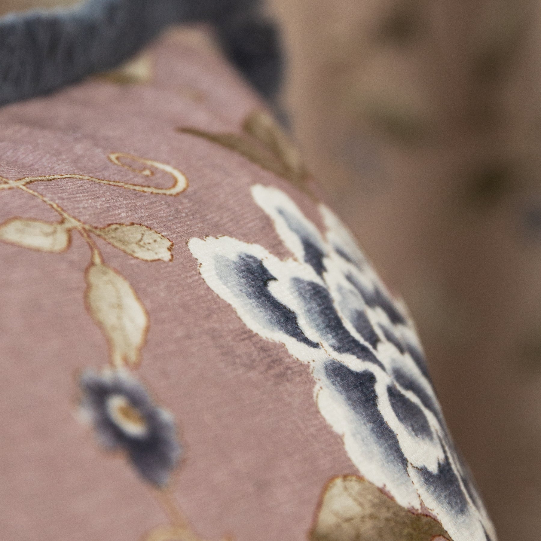 Sanderson Porcelain Garden Printed Chenille 50cm x 50cm Filled Cushion Blush