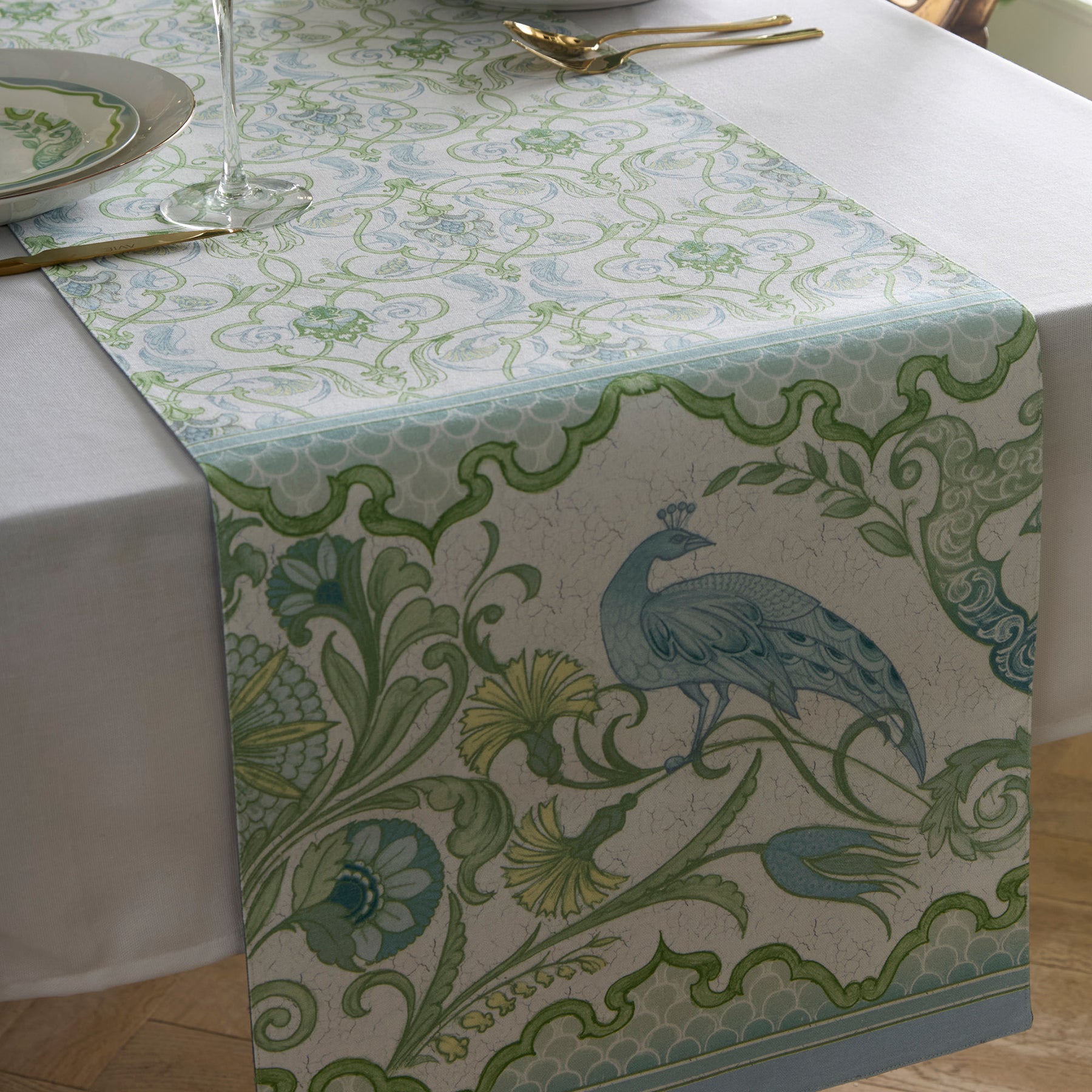 Laurence Llewelyn-Bowen Palm Court 230cmx40cm Runner Green