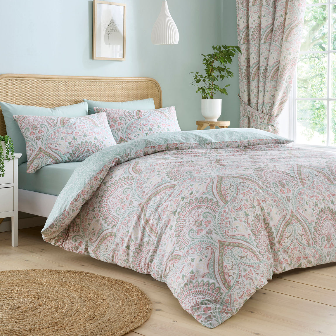 Dreams & Drapes Palais Duvet Cover Bedding Set Green