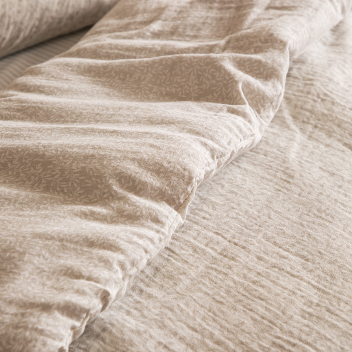 Yard Perrie Leaf Muslin Duvet Cover Bedding Set Natural
