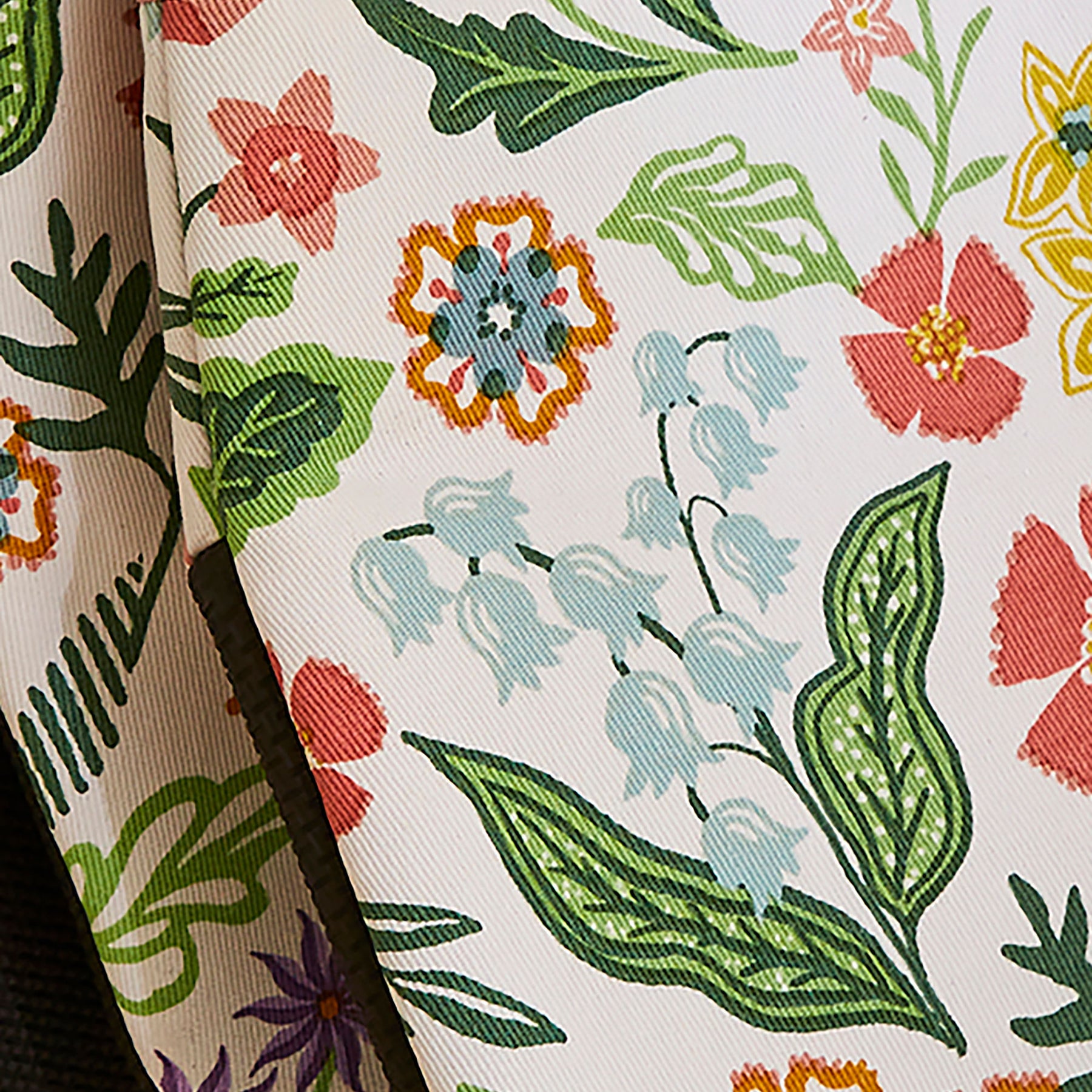 Ulster Weavers Petals and Prose Pair of Microwave Mitts Pink